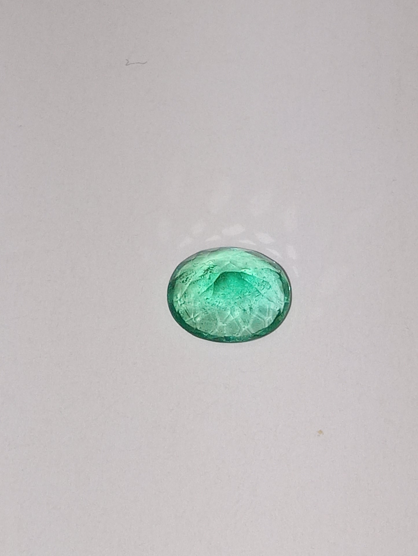 emerald gemstone Colombiam, Muzo mine, 6mmx5mm oval cut