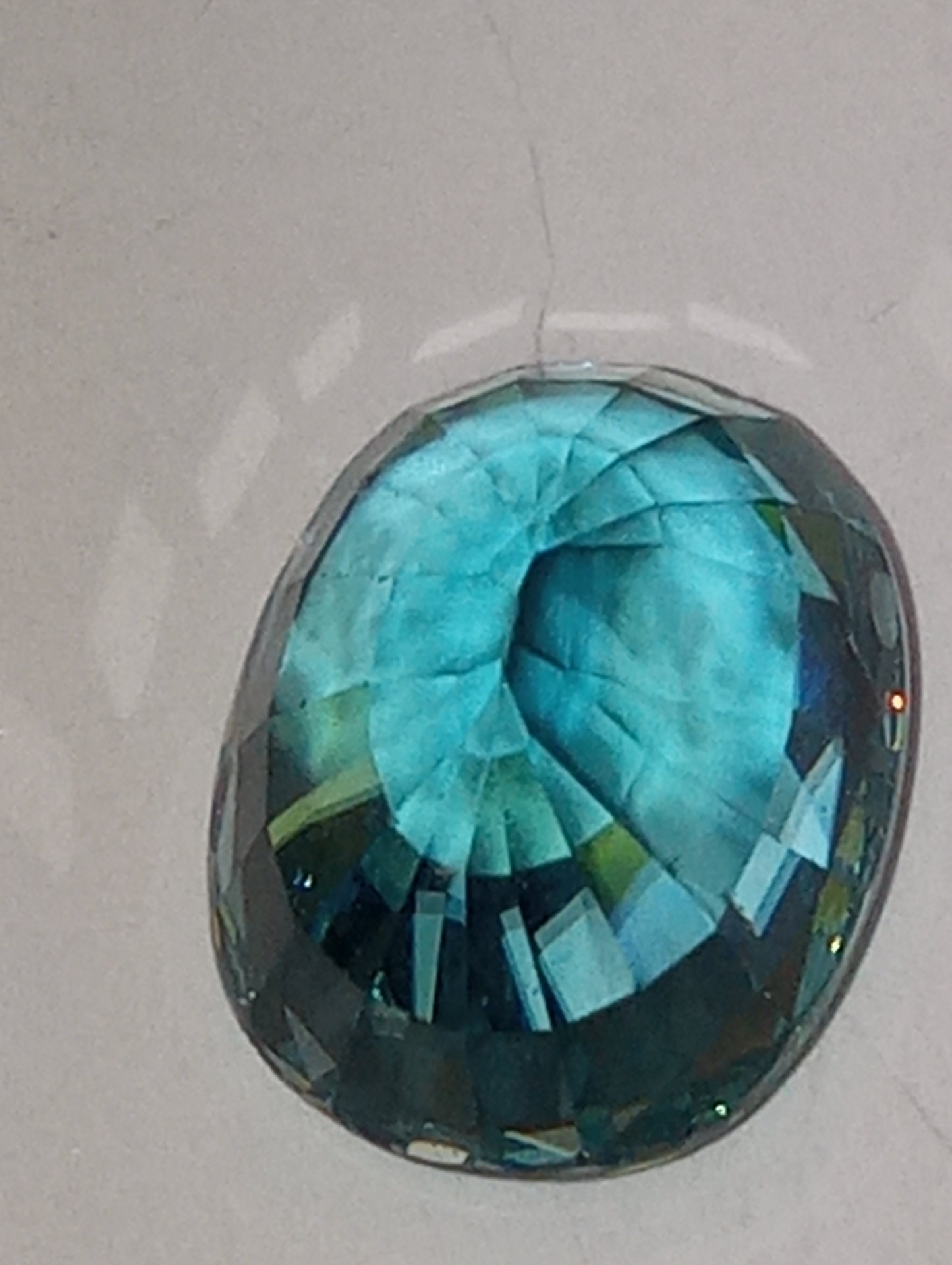 tourmaline gemstone green , oval cut, 2.48ct