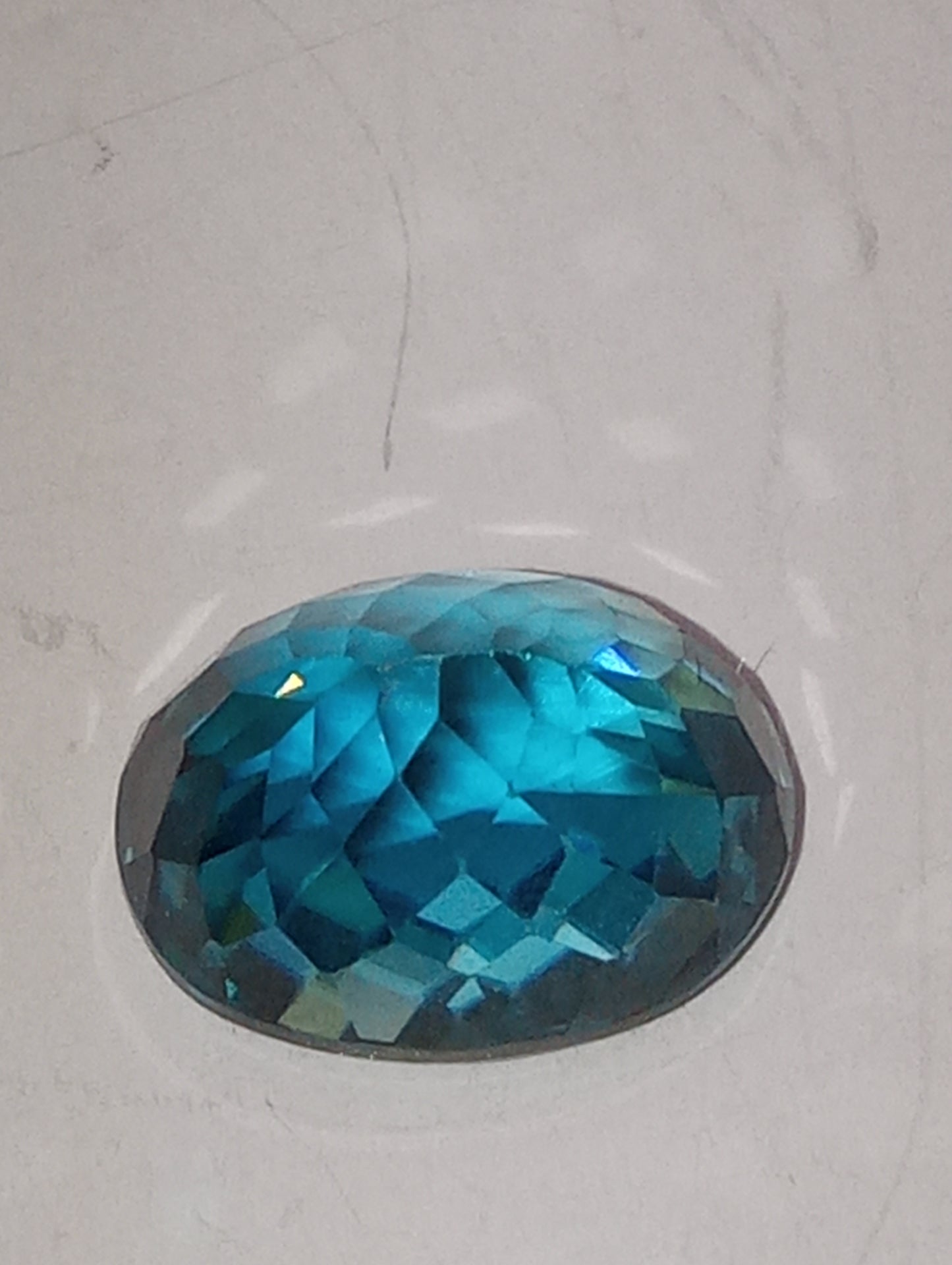 zircon gemstone blue, oval 10mmx7.5mm, 5.33ct