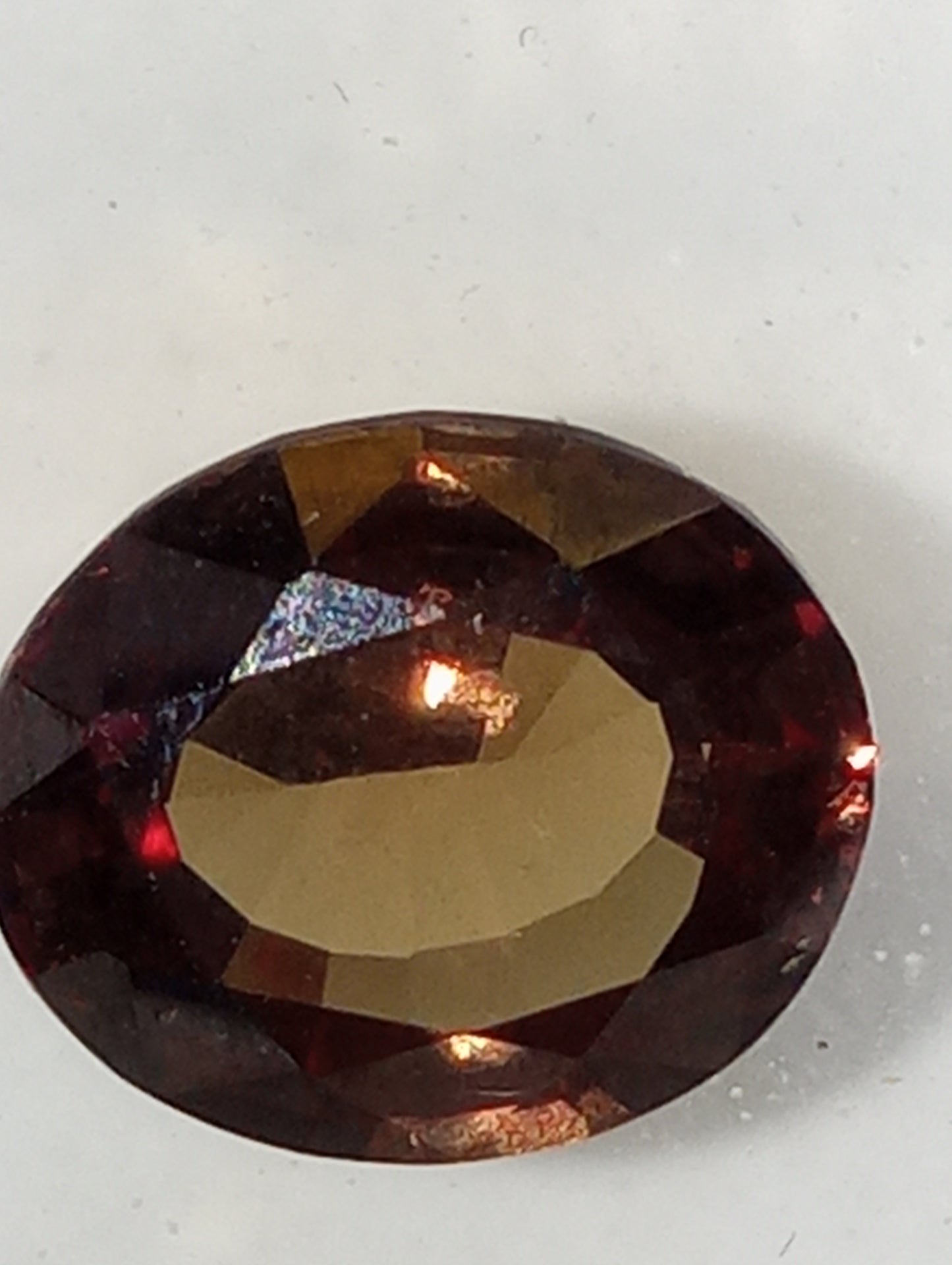 garnet gemstone color shift roval 3.14ct
