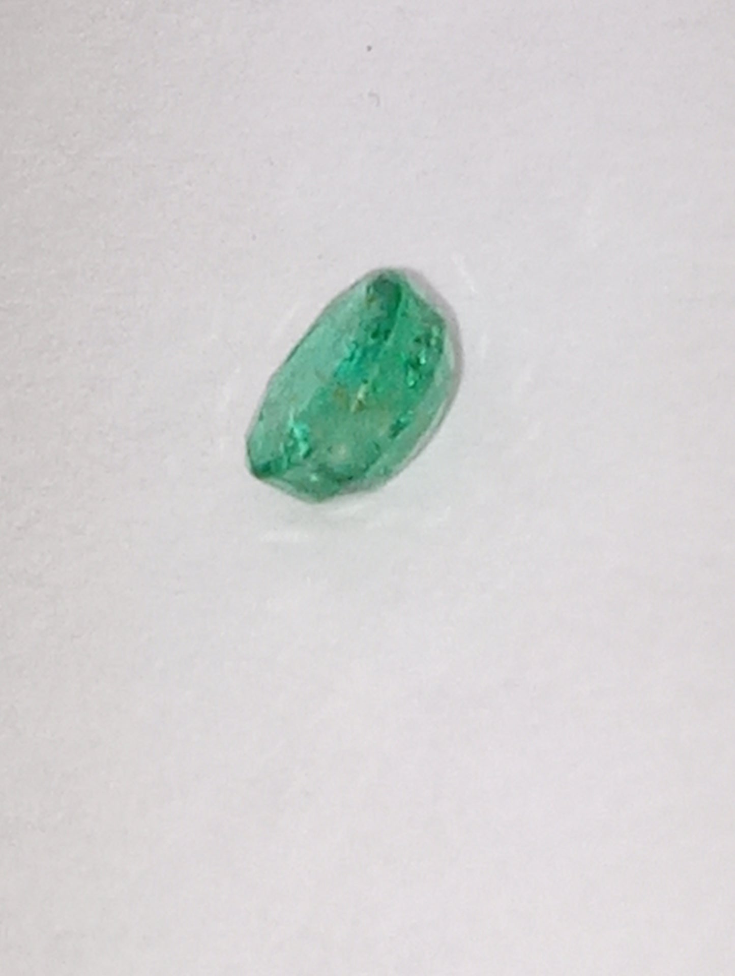 emerald gemstone African 4mm round cut, .29ct