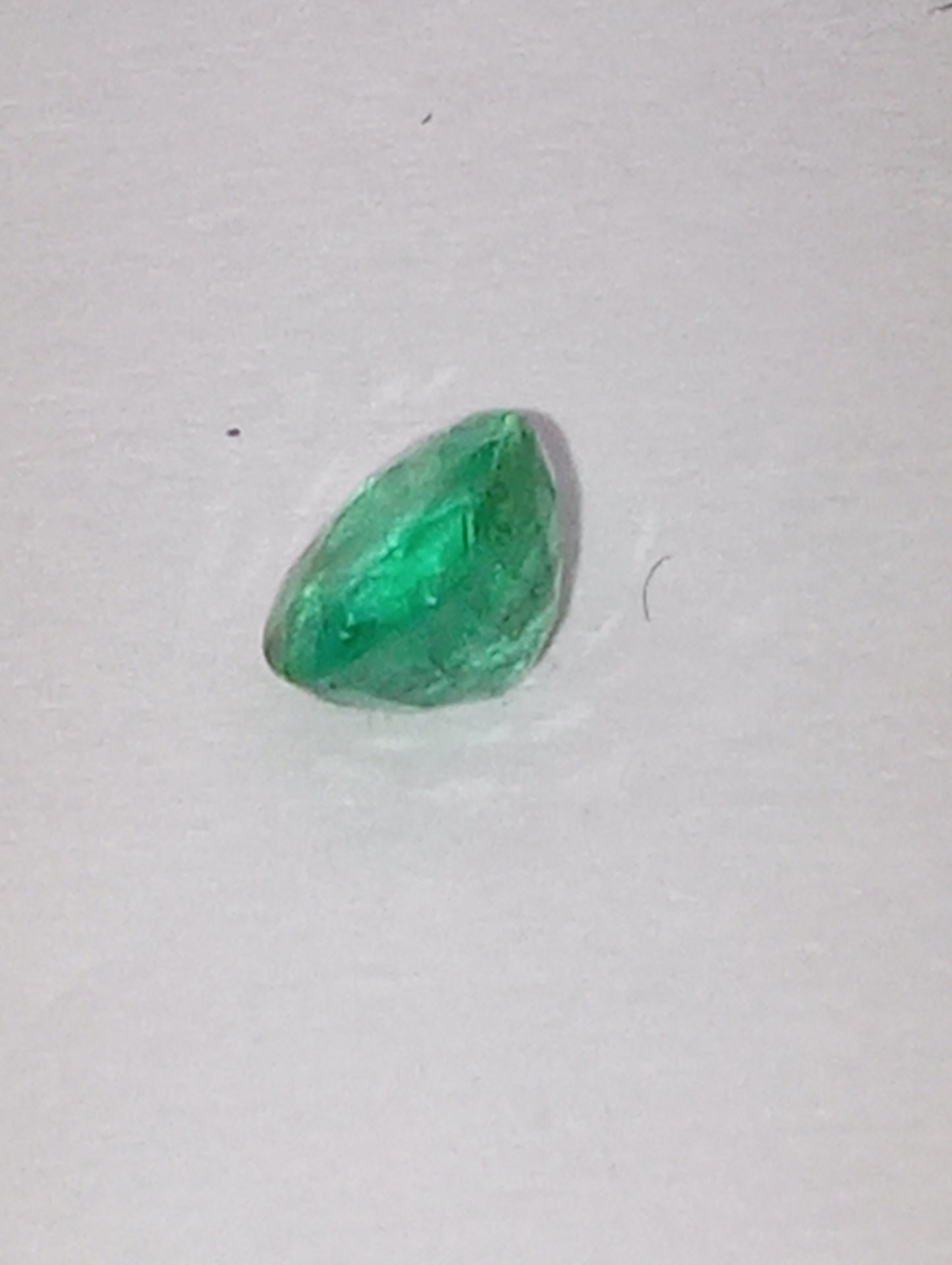 emerald gemstone African 4mm round cut, .32ct