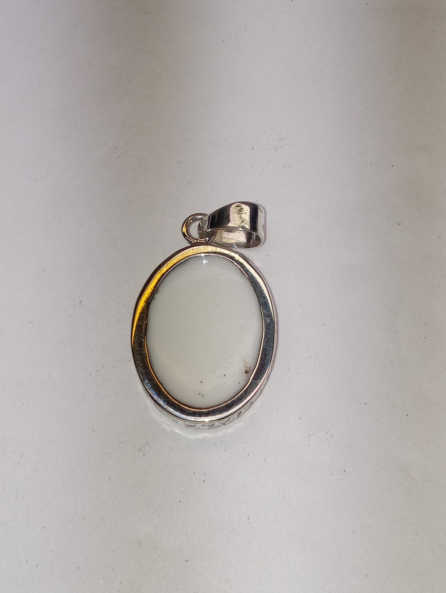 pendant mother of pearl in sterling silver