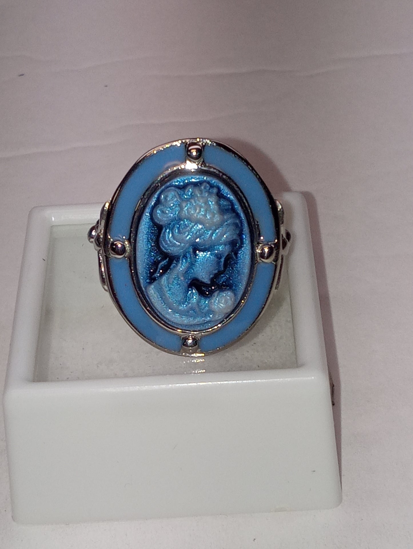 ring Cameo, blue enameled in stainless steel, sized 10