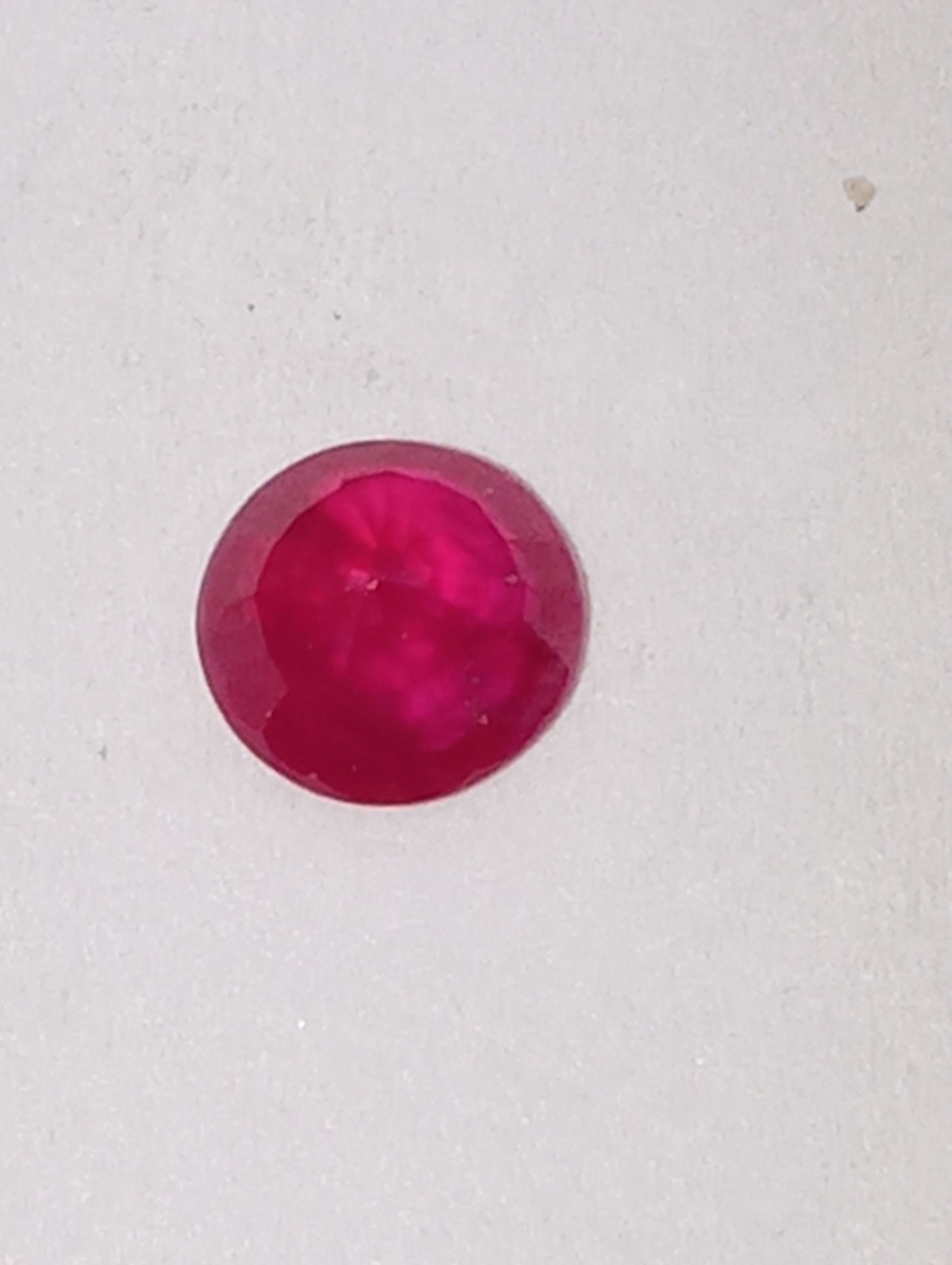 ruby gemstone Burma, 4.25mm round cut, .39ct