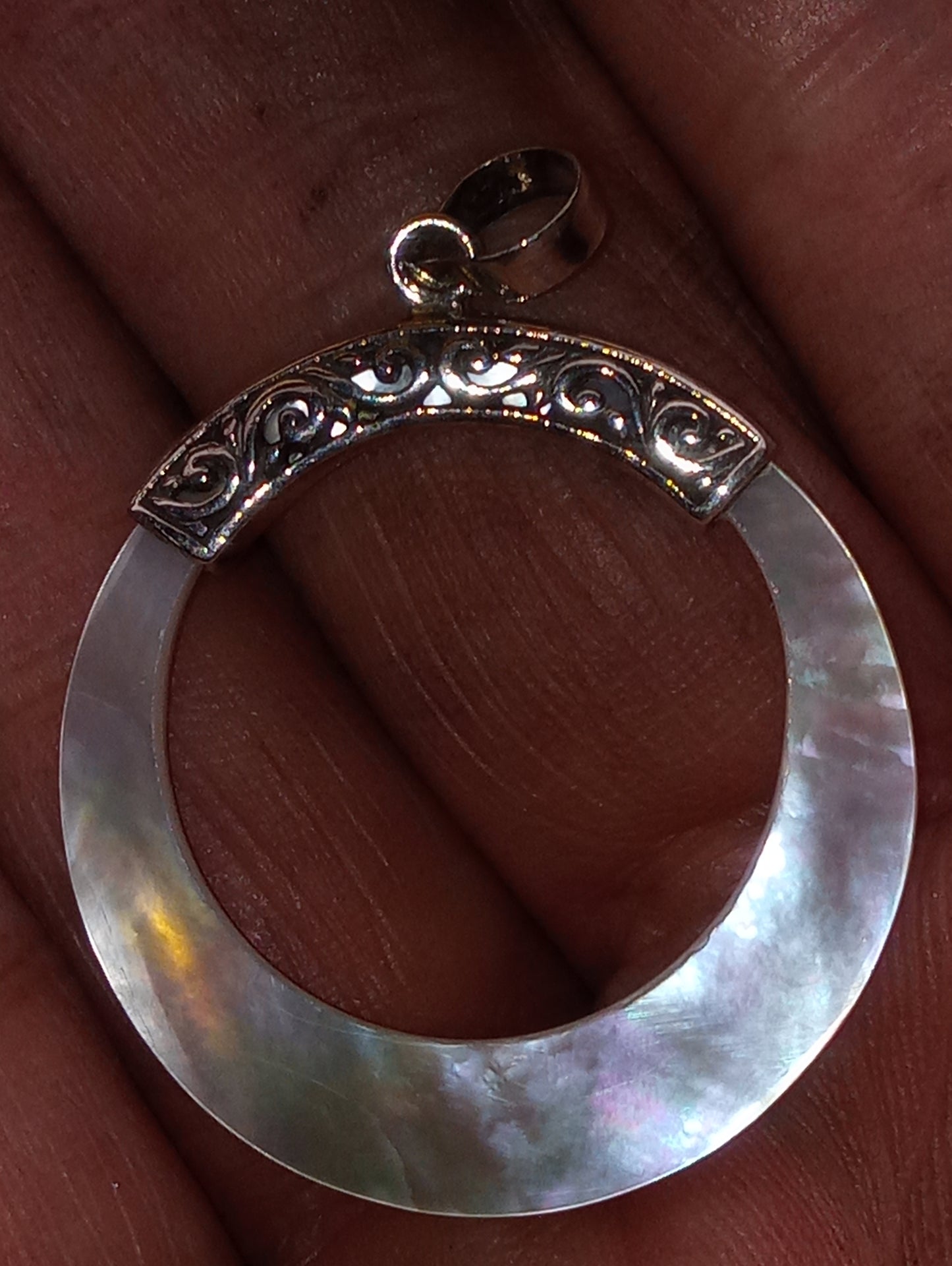 pendant Mother of Pearl circle in sterling silver