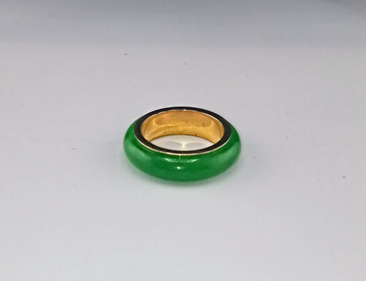 ring green jade spinner band