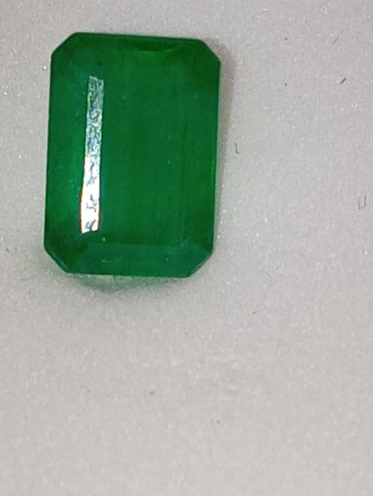 emerald gemstone 7.5mmx5.5mm emerald cut