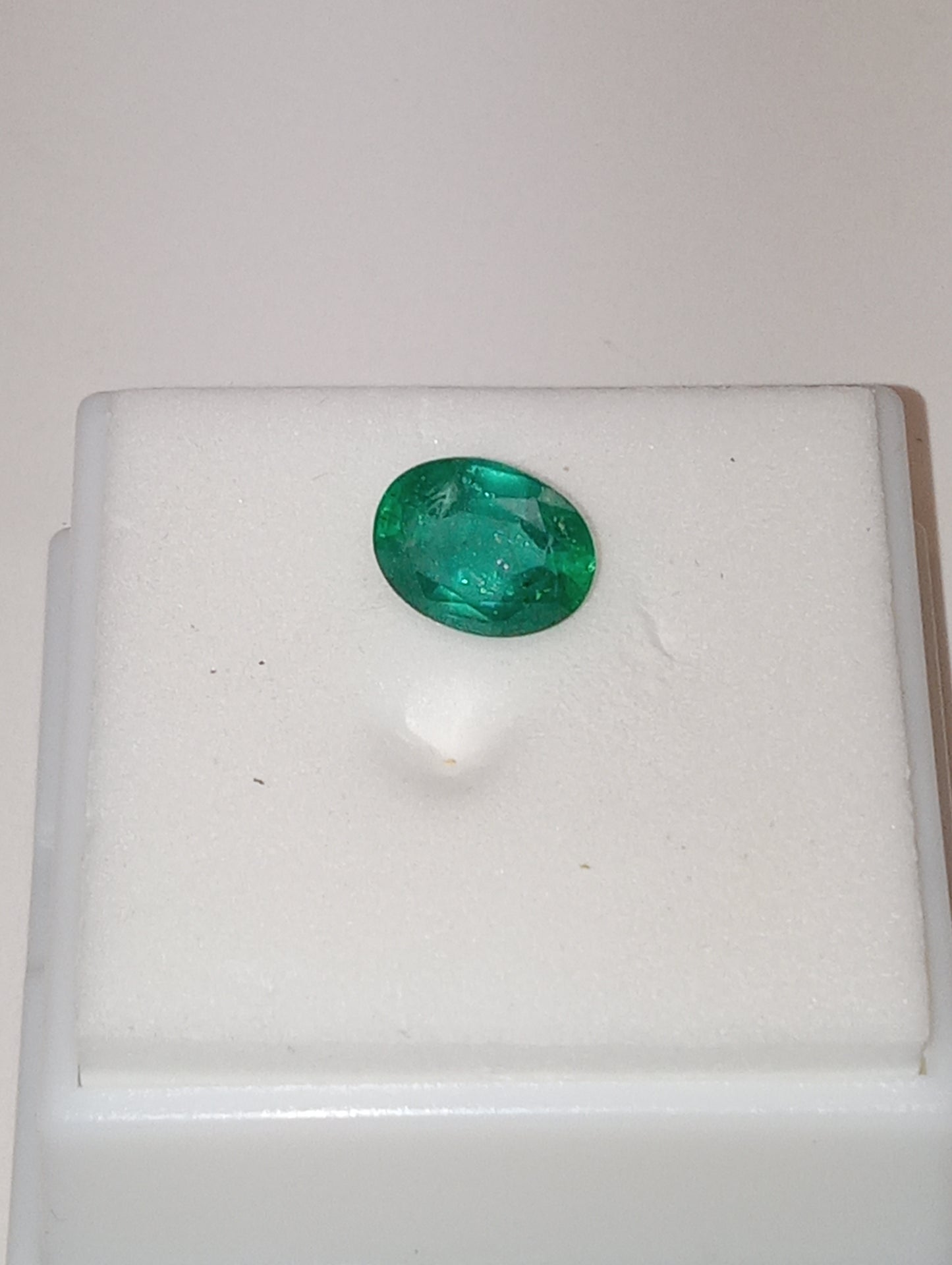 emerald gemstone African 9mmx7mm oval cut