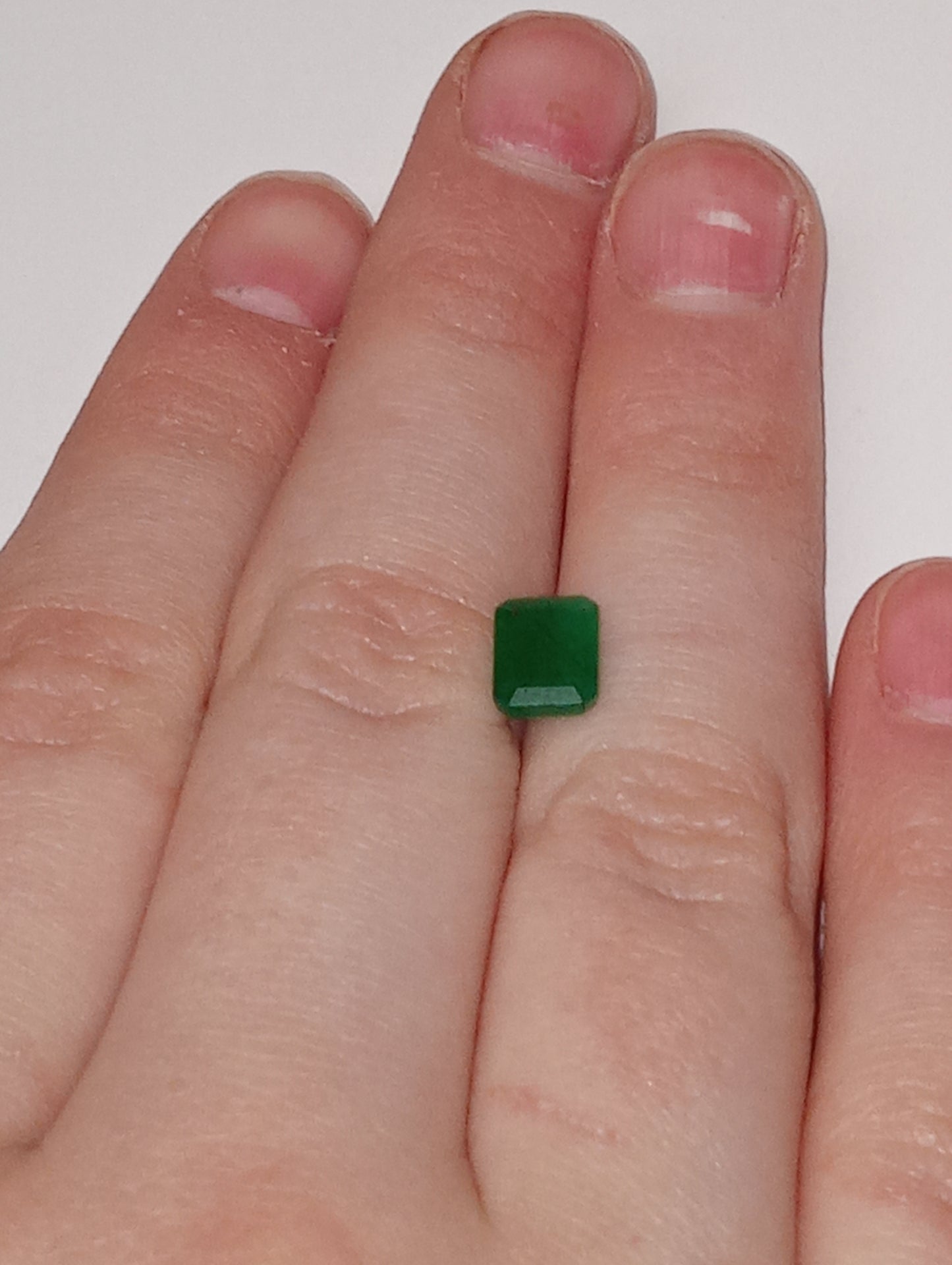 emerald gemstone 7mmx5mm emerald cut 1.03ct