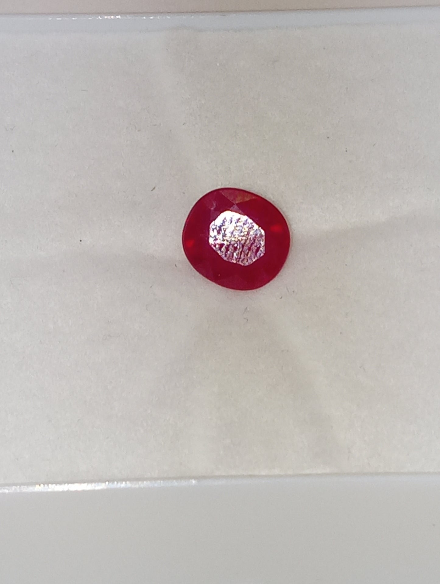 ruby gemstone Burma, 8mmx7mm oval cut, 3.04ct