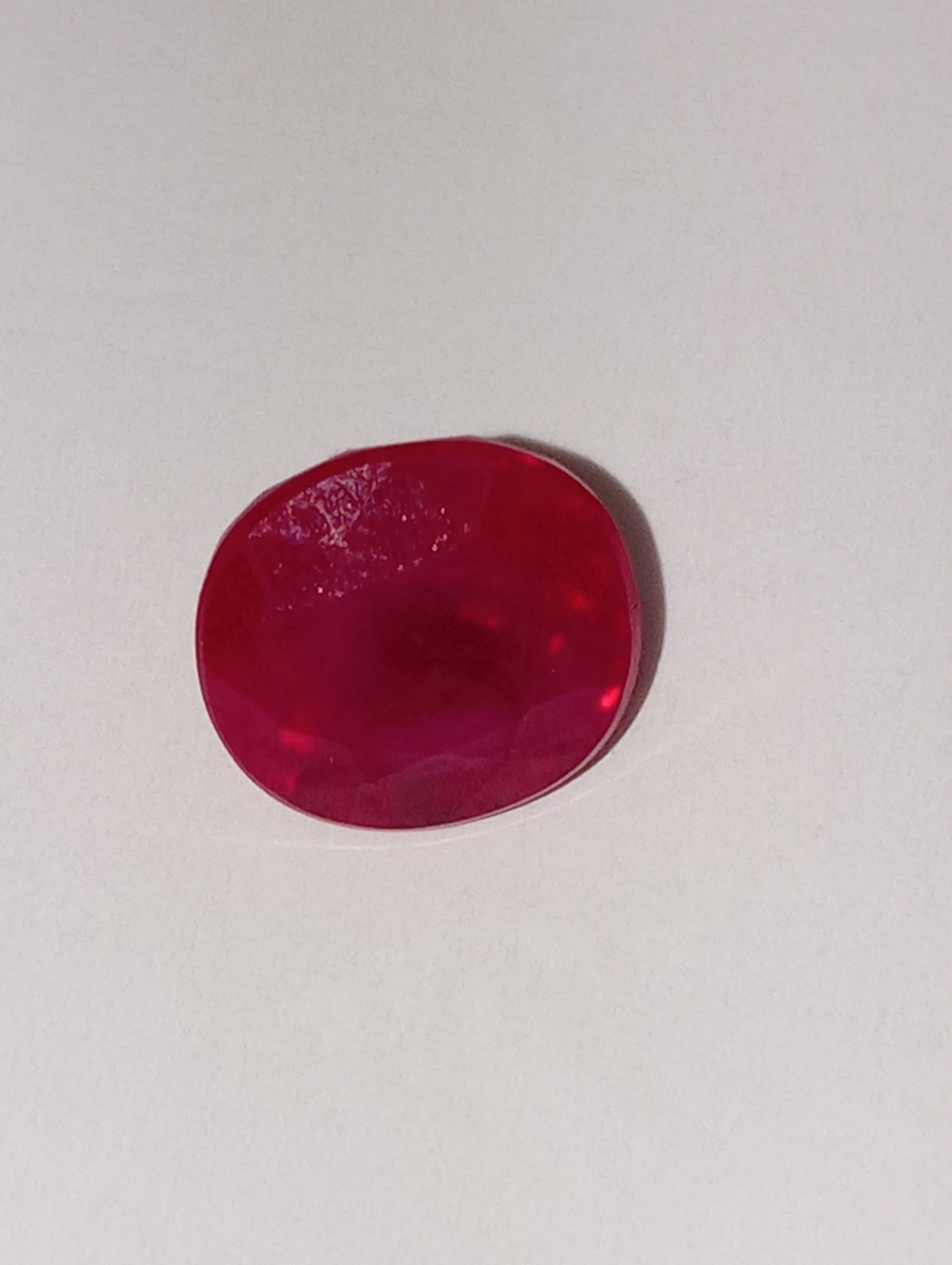 ruby gemstone Burma, 8mmx7mm oval cut, 3.04ct