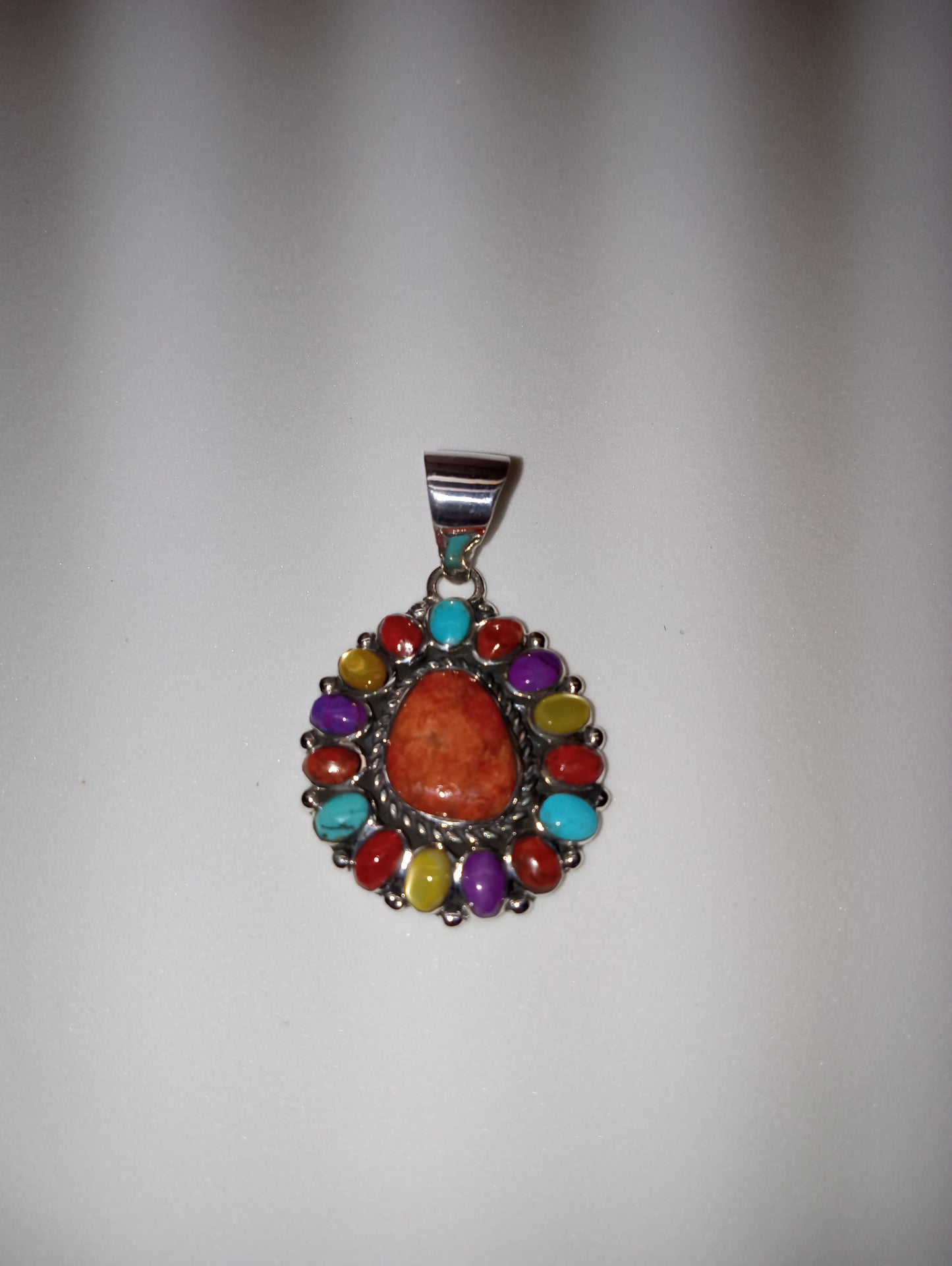 Santa Fe Style Spiny Oyster Shell pendant