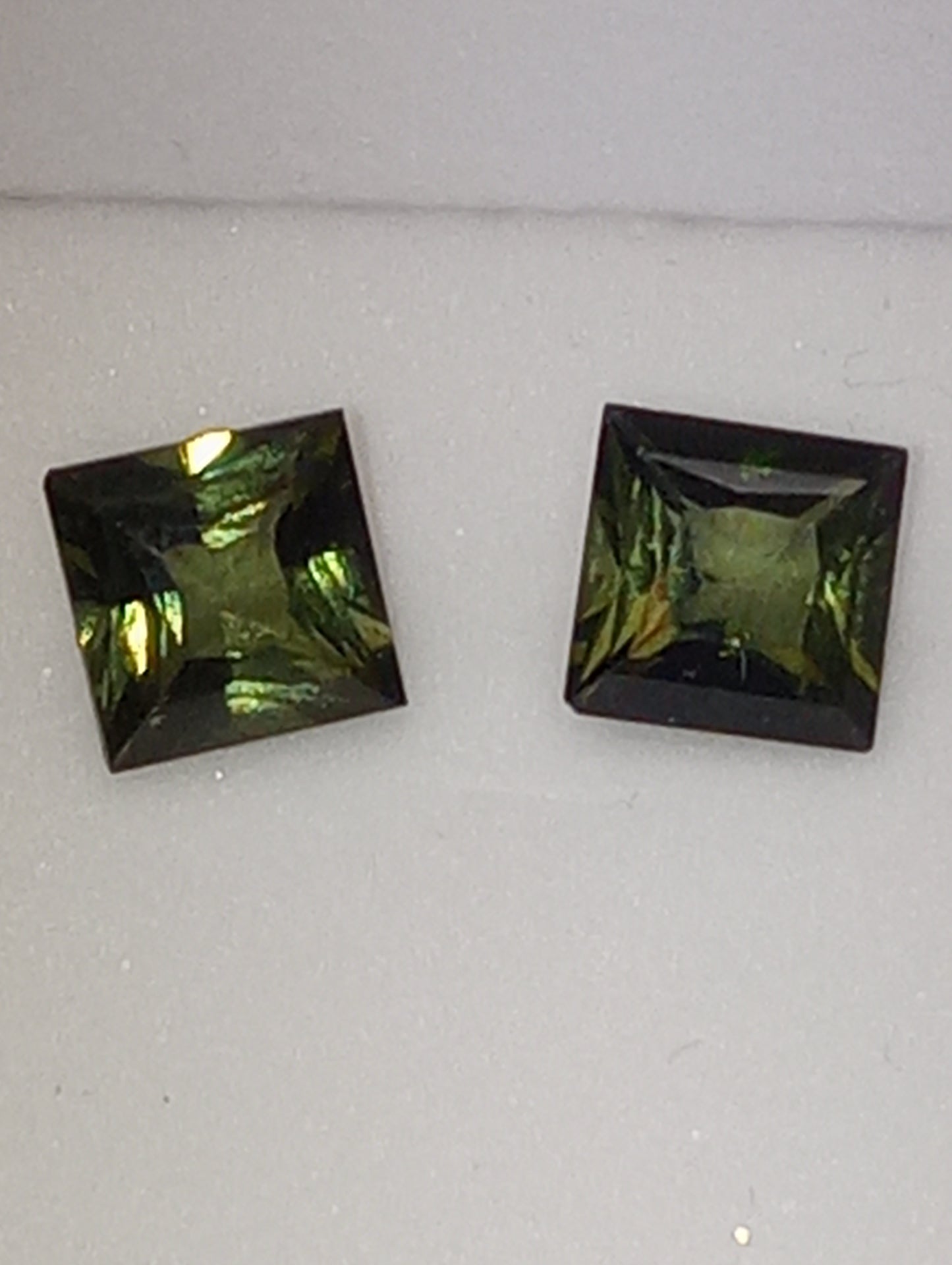 tourmaline gemstones green  6x6mm princess cut pair