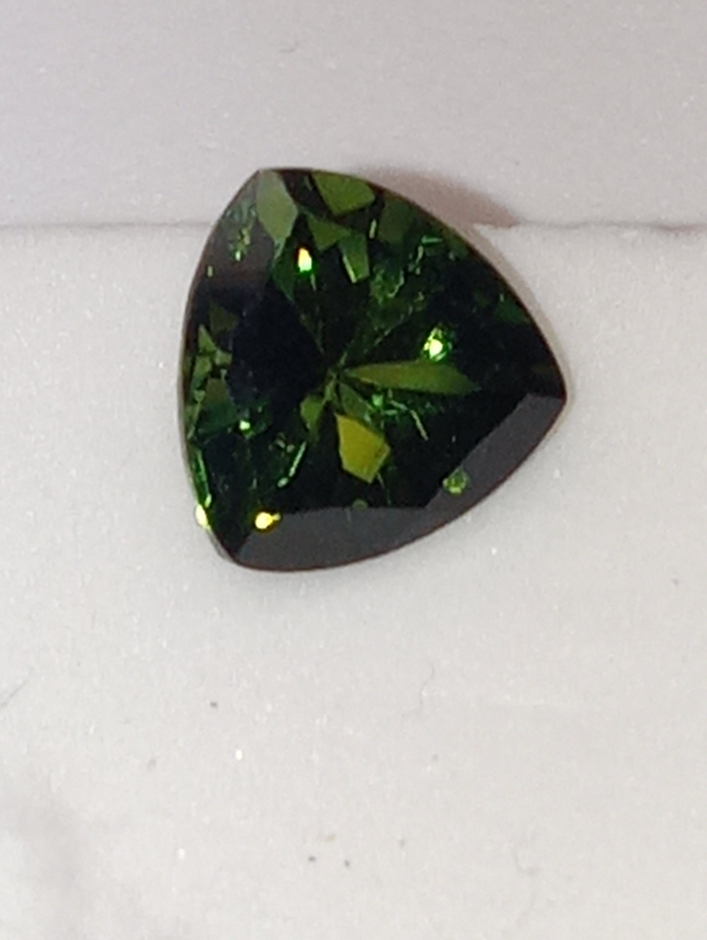 tourmaline gemstone  green  8.9mmx9.1mm,  trillion cut, 2.58ct