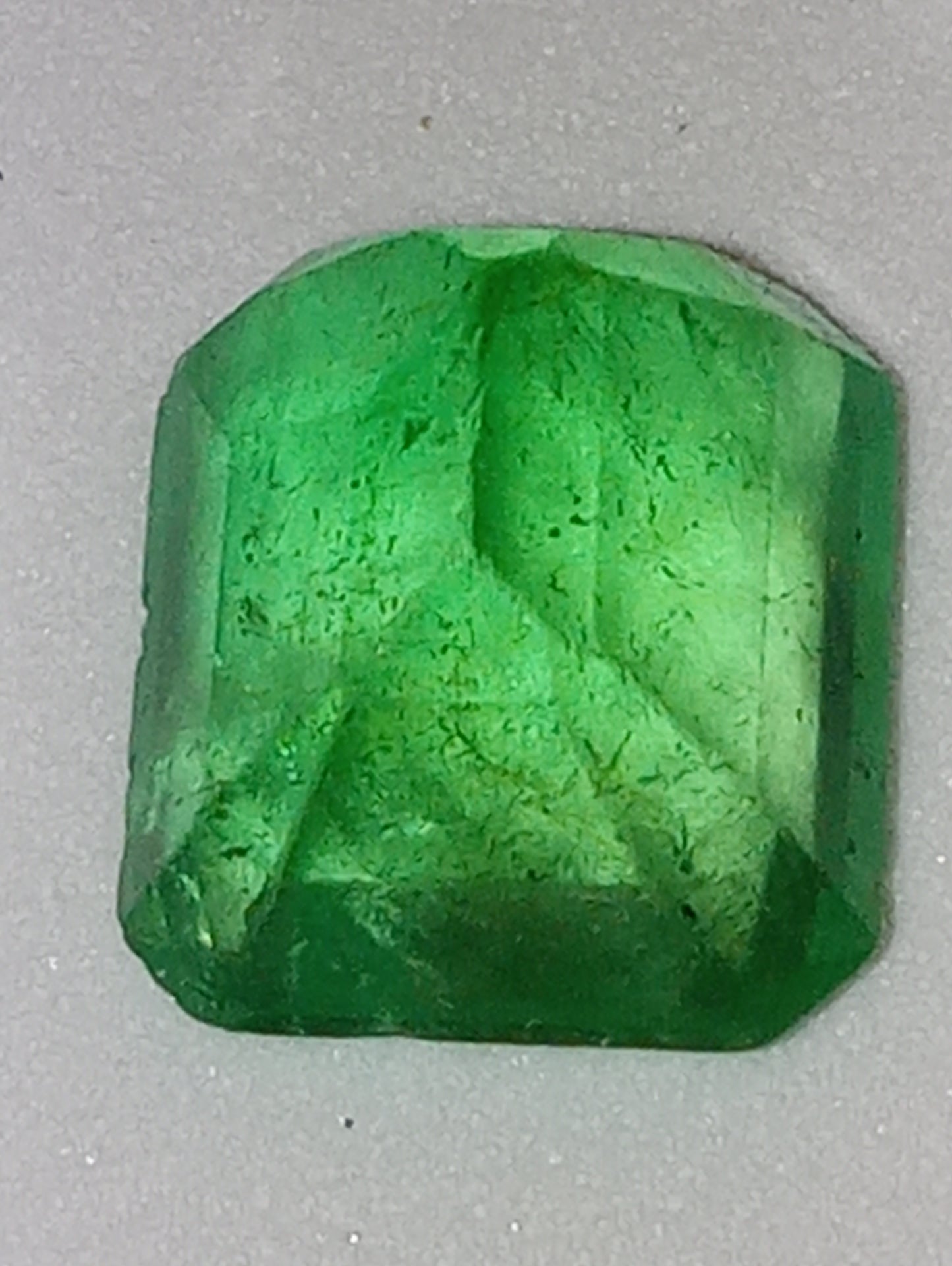 emerald Colombian gemstone , emerald cut, 10mmx9mm, 4.40cts