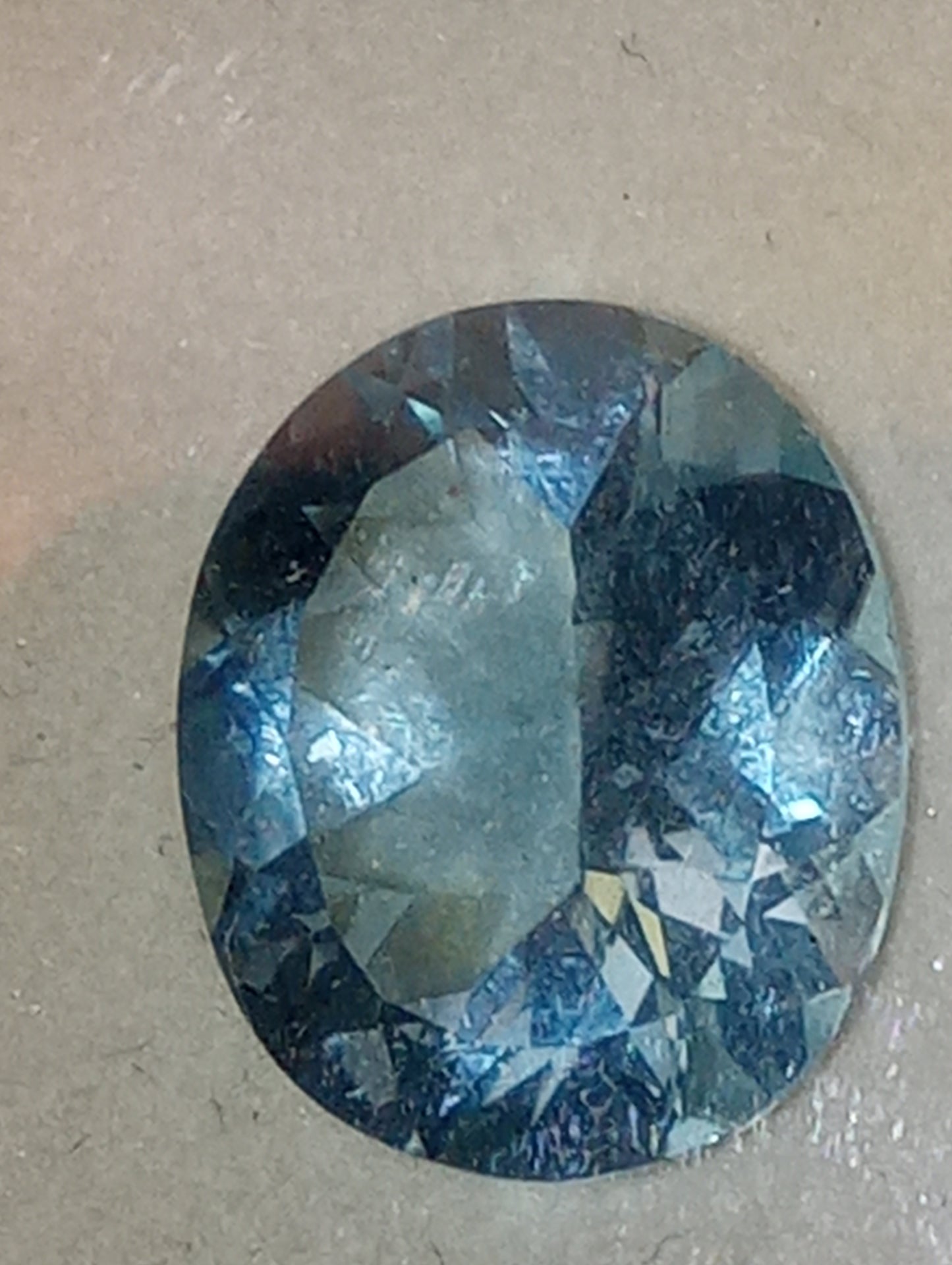 aquamarine gemstone, 13x11mm oval cut, 4.70ct