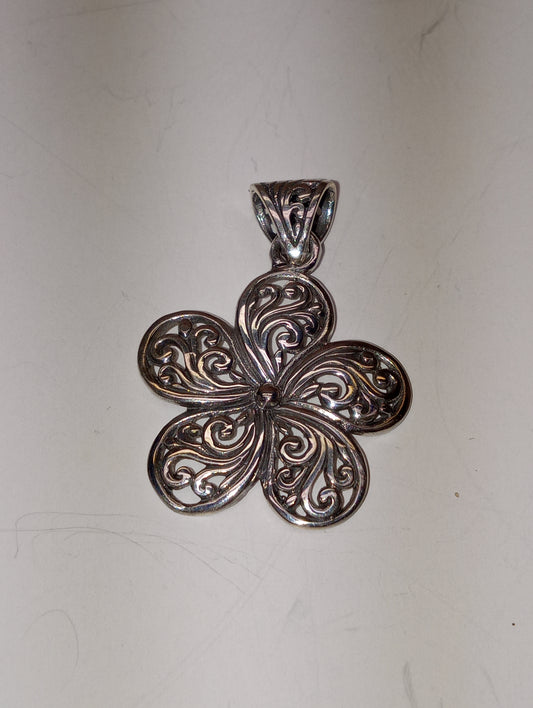pendant sterling silver flower