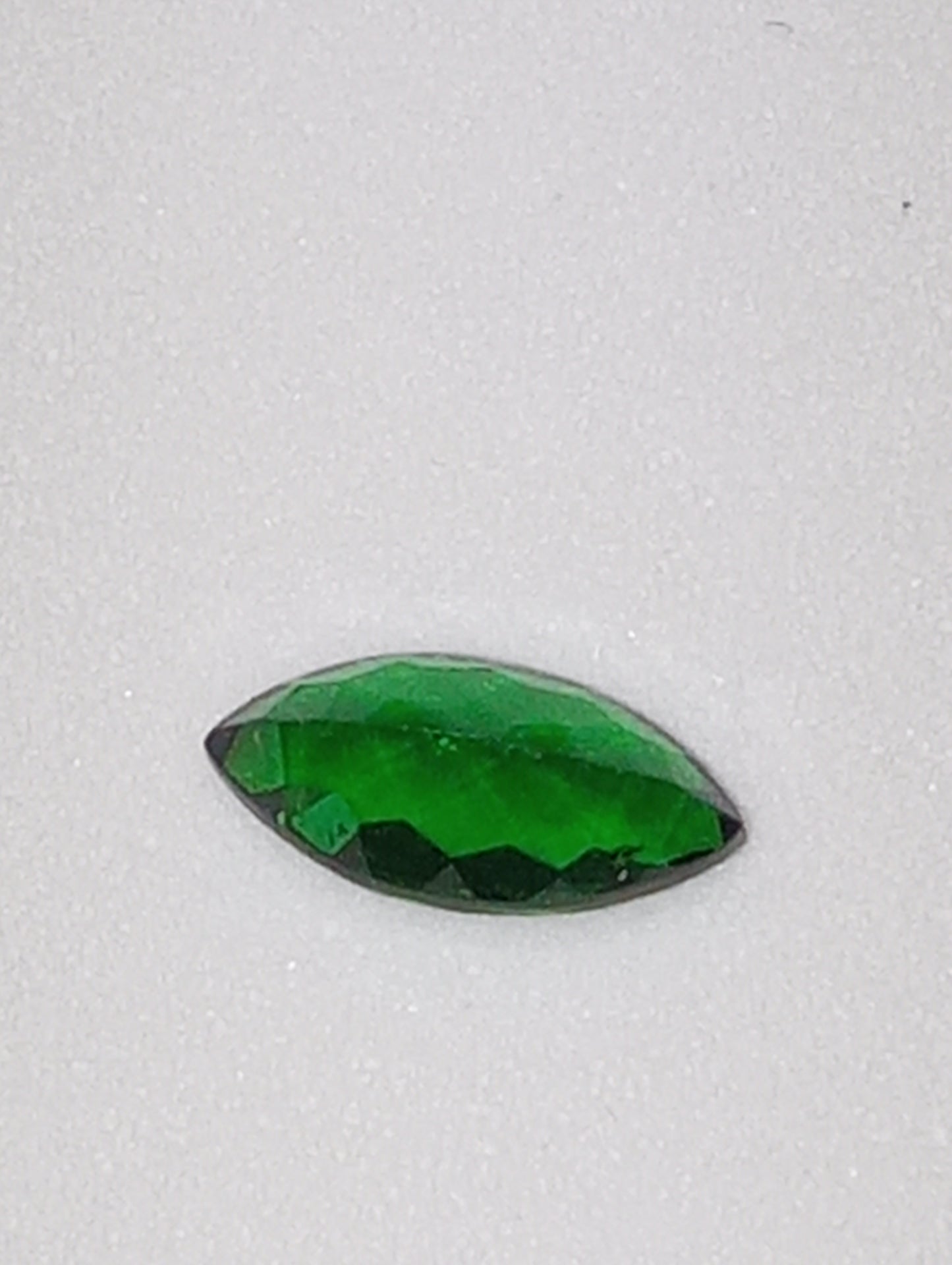 garnet gemstone, tsavorite marquise, 8mmx4mm