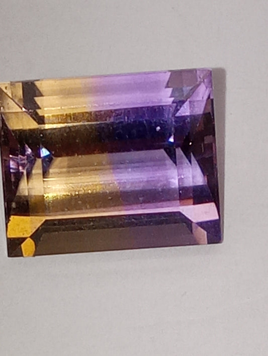 ametrine gemstone  Mandoire {TM),  11x9mm emerald cut, 4.60ct