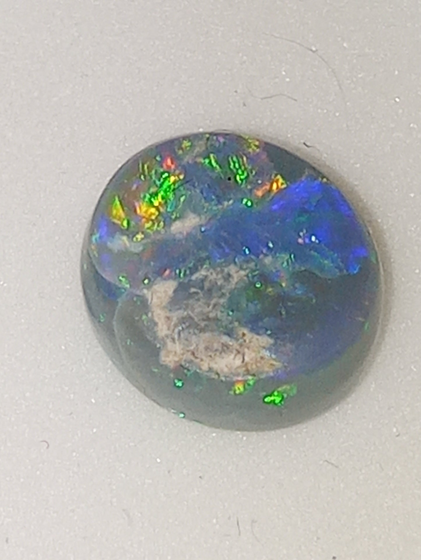 opal black Lighting Ridge cabacon