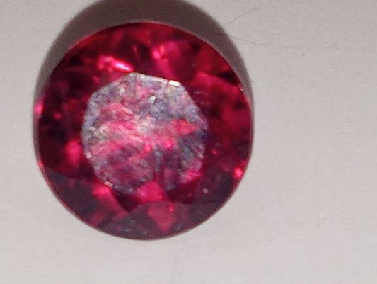 tourmaline gemstone  red, 7mm round cut, candy apple red