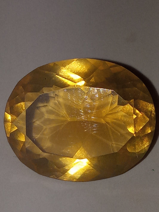 opal gemstone Mexican honey, 6.76ct oval