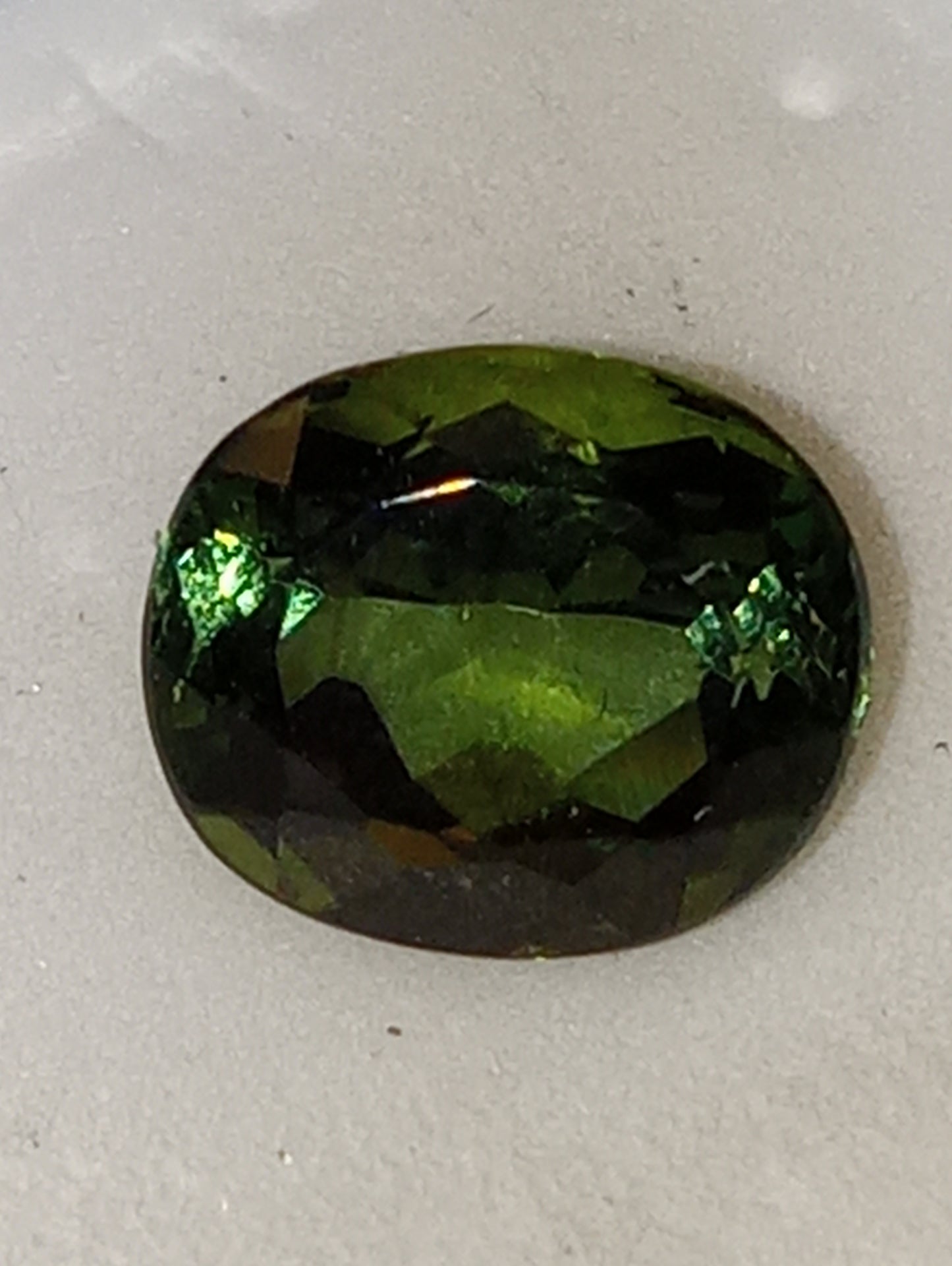 tourmaline gemstone green ,  oval cut, 2.48ct