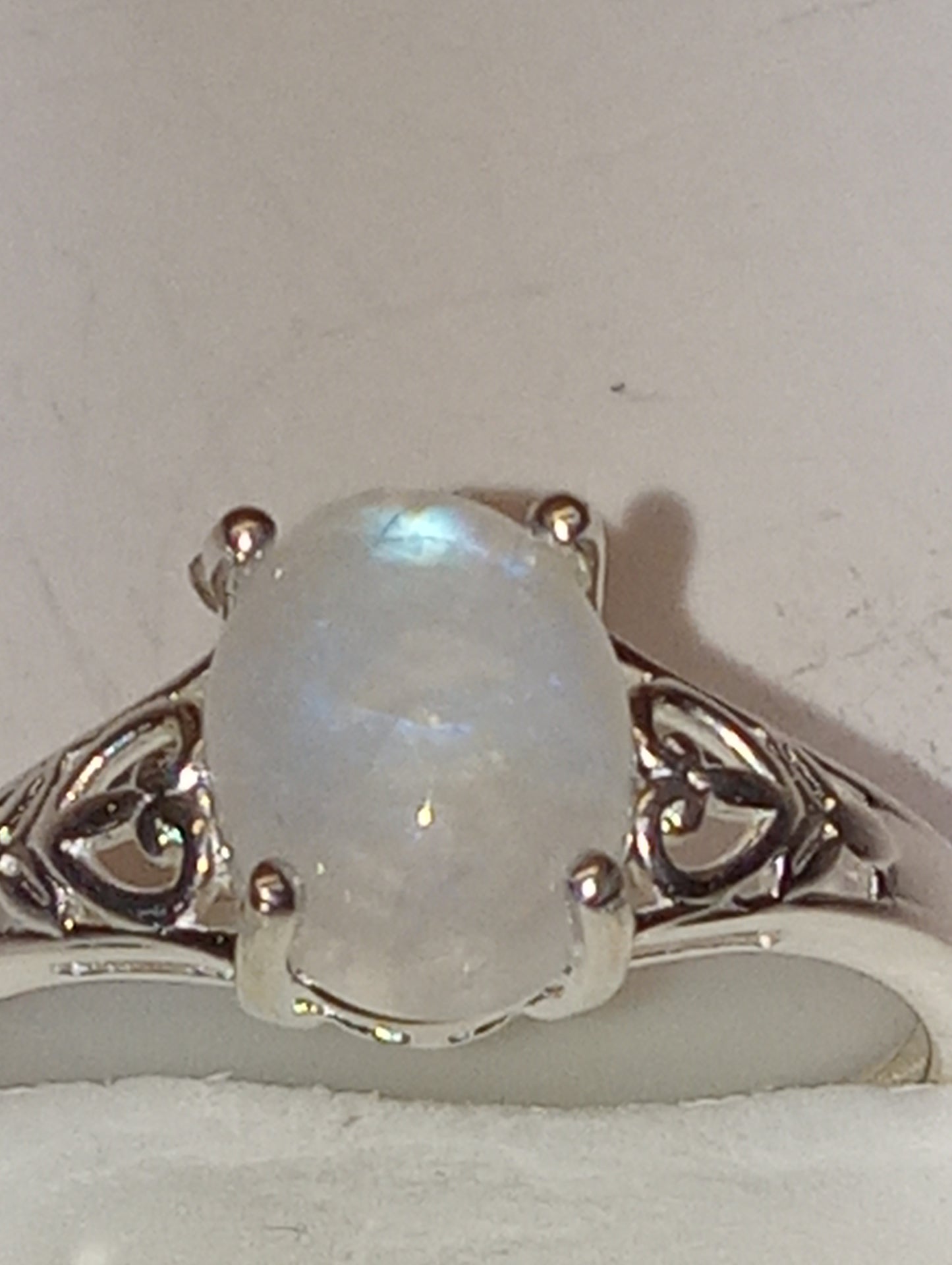 ring moonstone solitaire in sterling silver