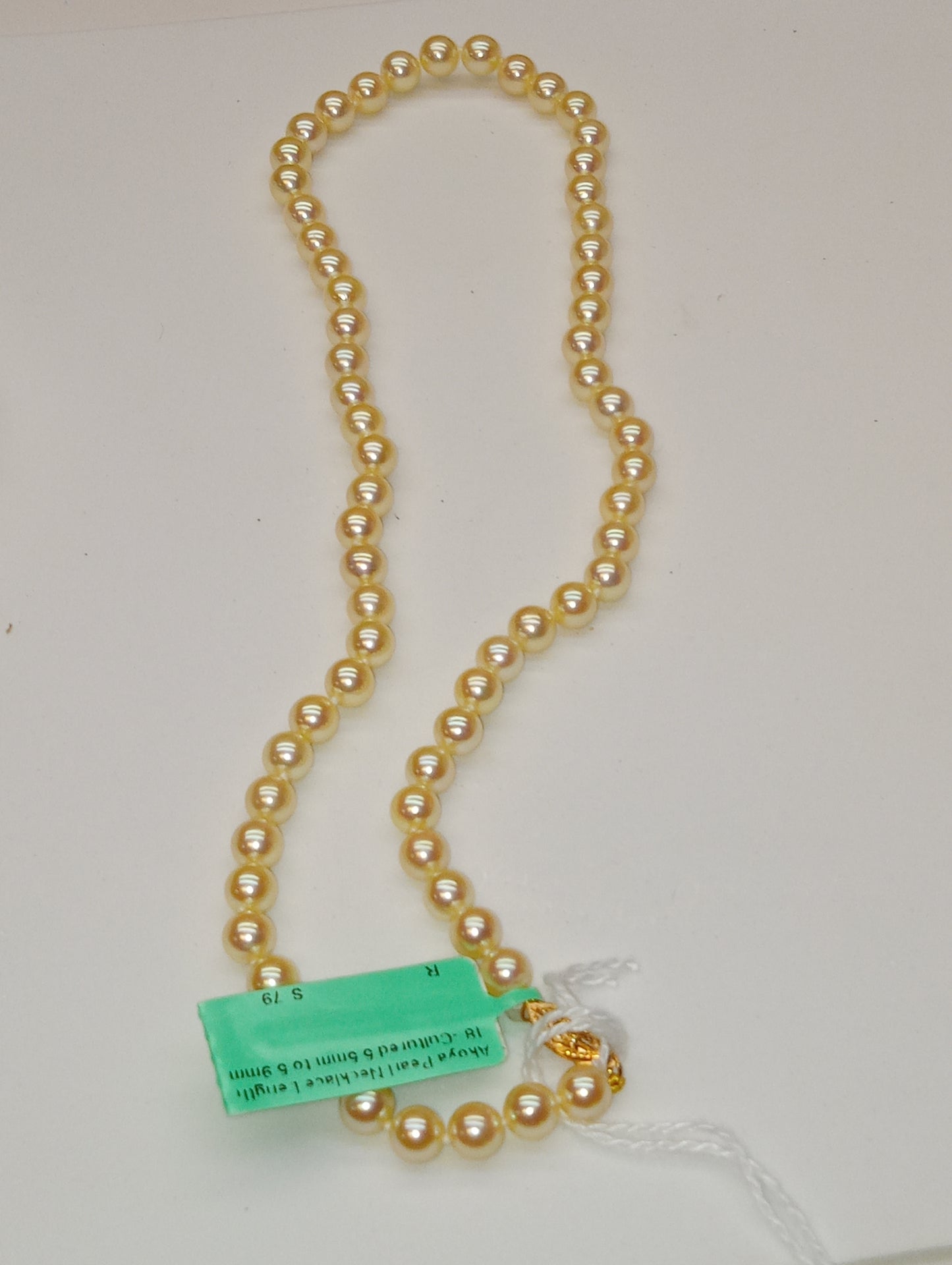 necklace Akoya pearl 18inch 14kt gold clasp 5.5-5.7mm
