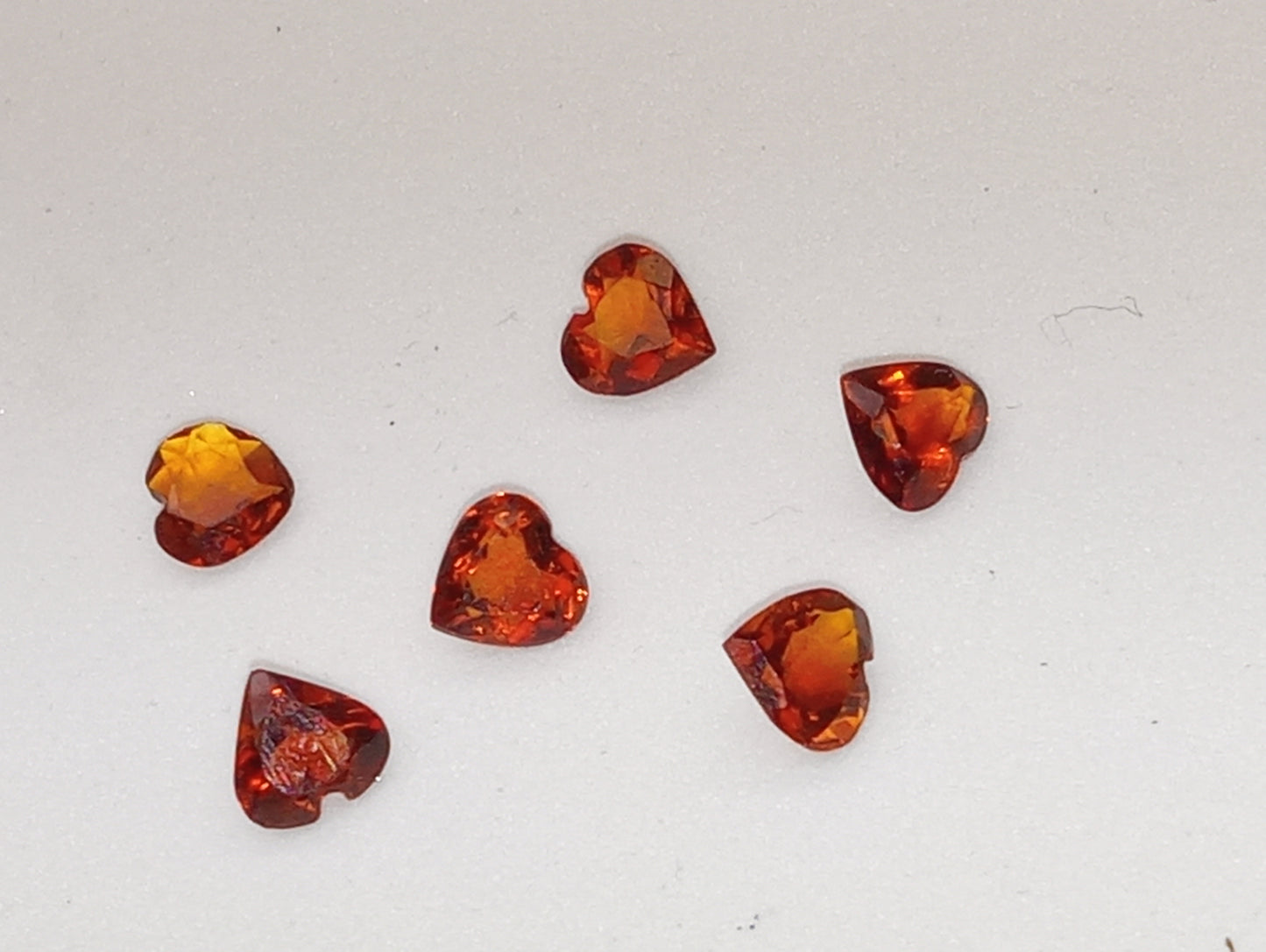 citrine Madera 5mm heart shapes