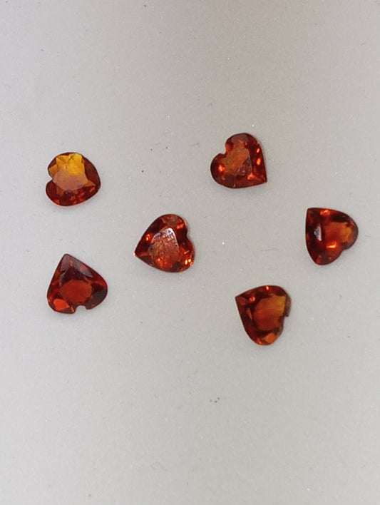 citrine Madera 5mm heart shapes