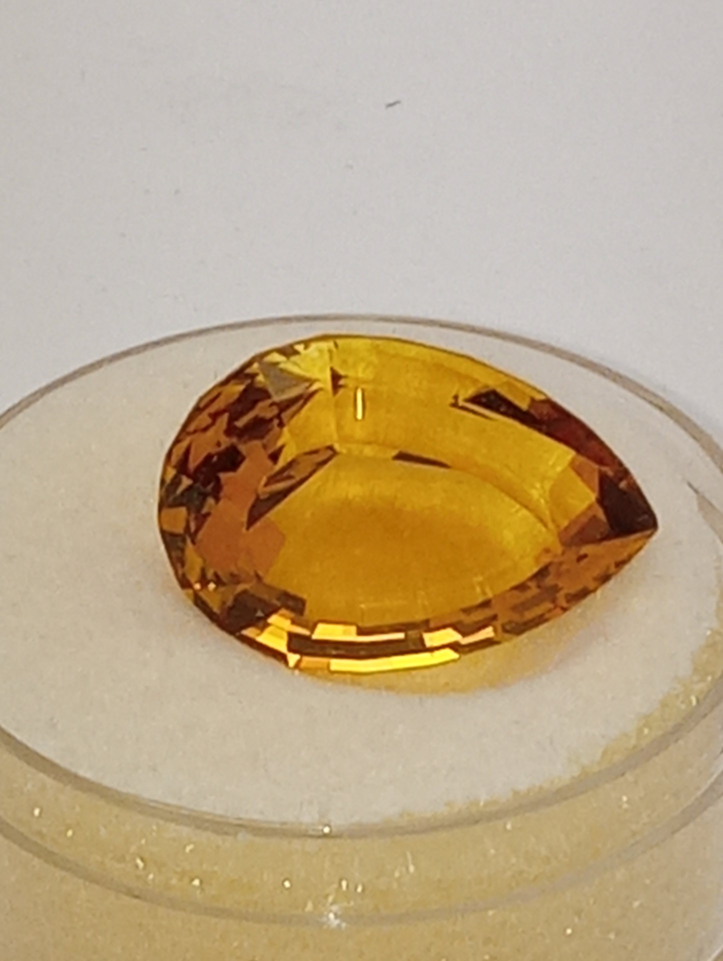 citrine golden yellow gemstone pear shape 20x15mm, 17.20ct