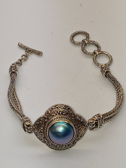 bracelet, Bali Legacy, Blue Mabe pearl in sterling silver 7.25inches