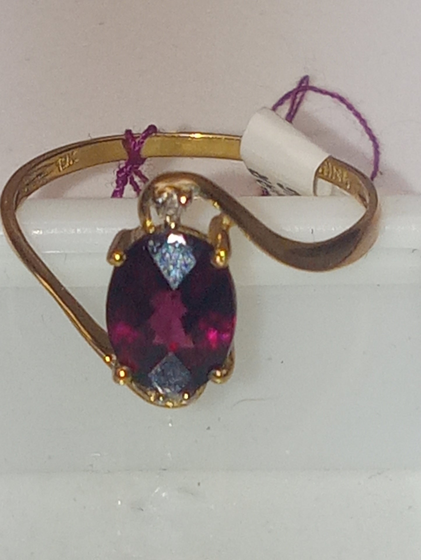 ring garnet rhodolite oval diamond in 10k yellow gold