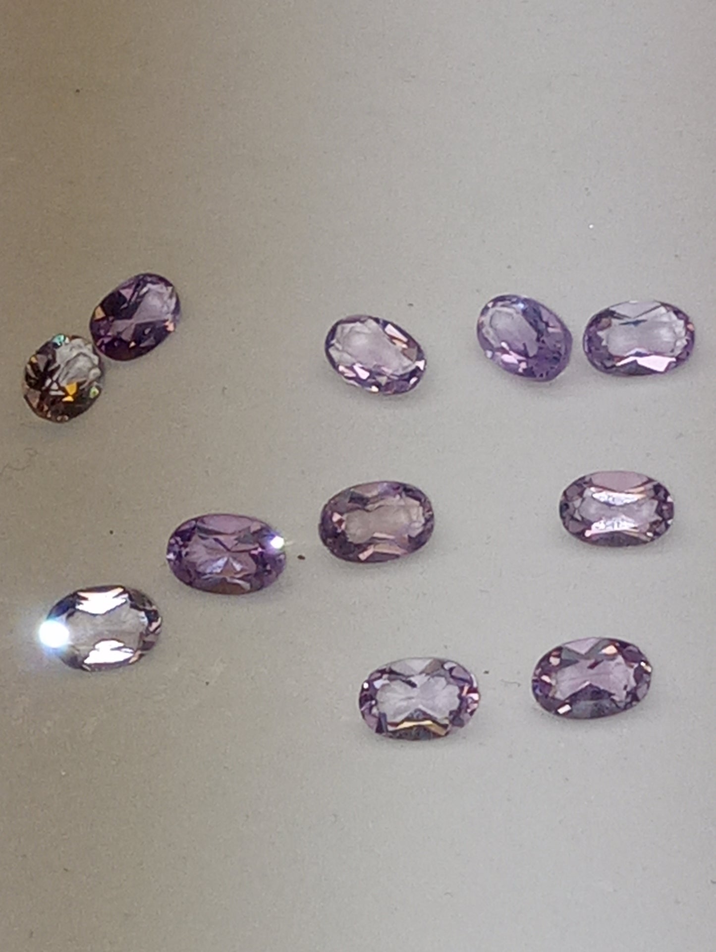 amethyst gemstones light 6mmx4mm oval shape, 12 stones