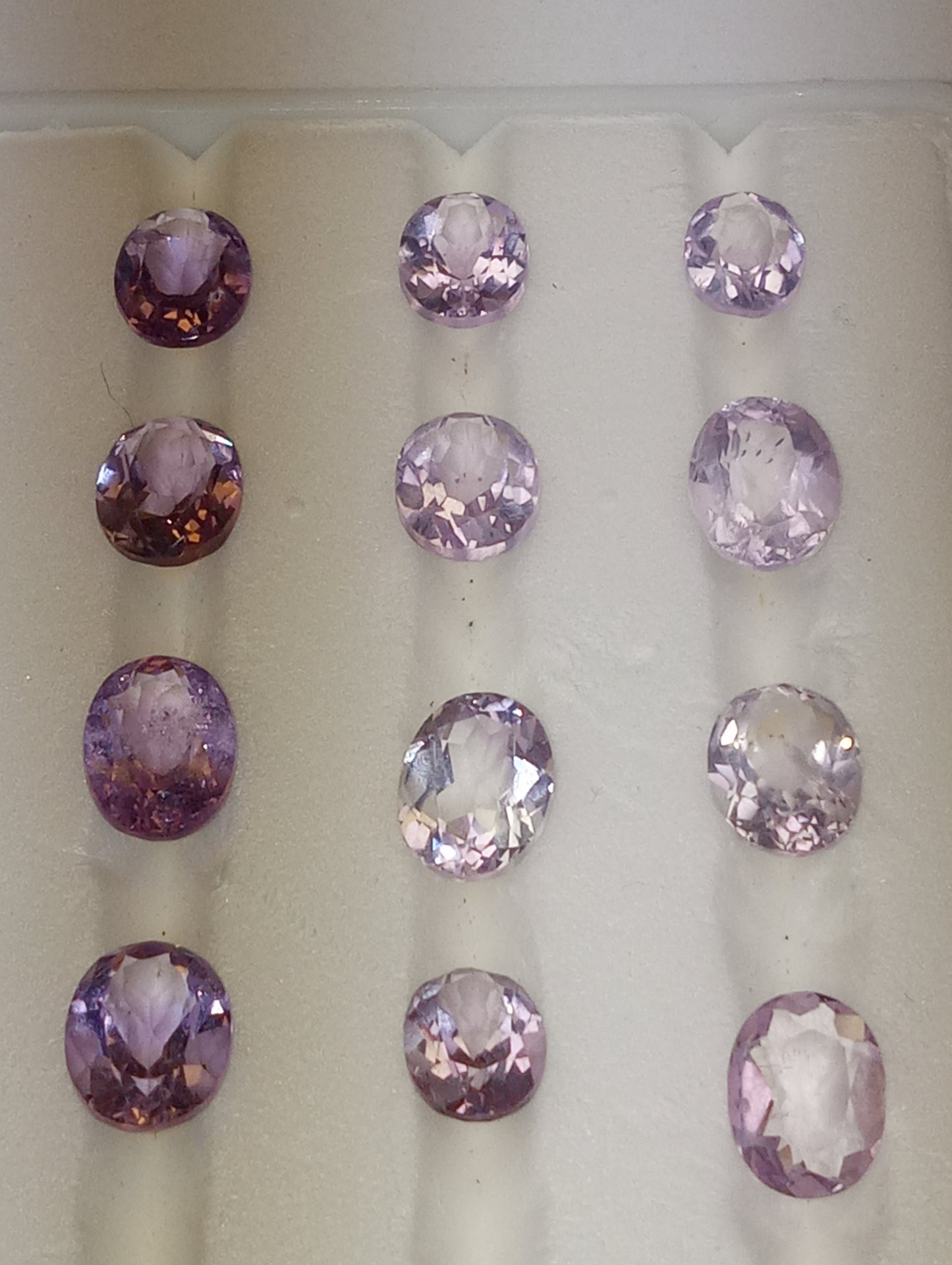 amethyst gemstones oval shape , 9mmx7mm, 12 stones