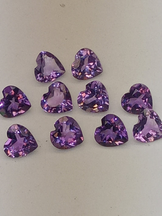 amethyst gemstones heart shapes, 10 stones medium nice color