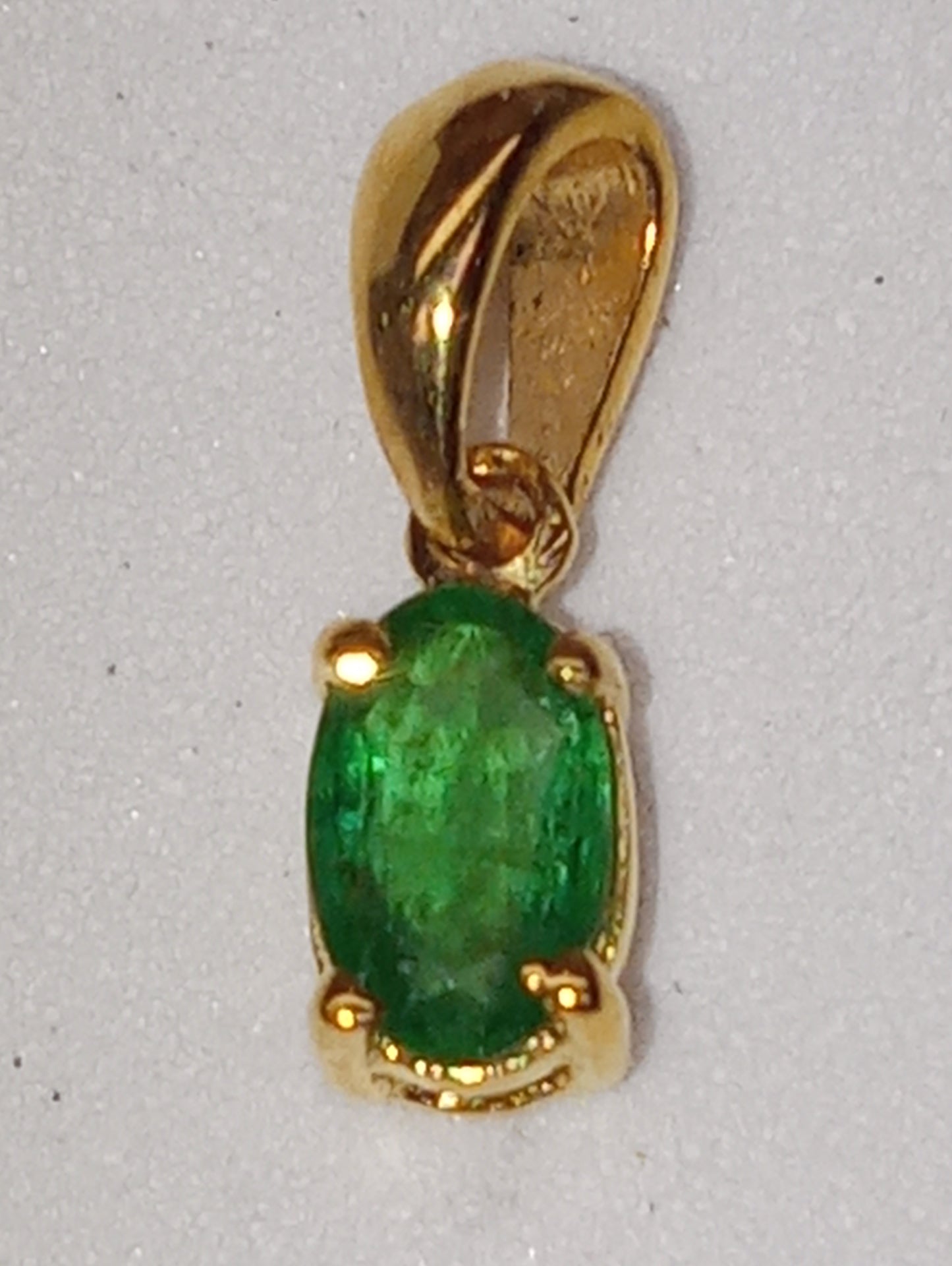 pendant emerald Zambian in vermeil yellow gold over sterling silver