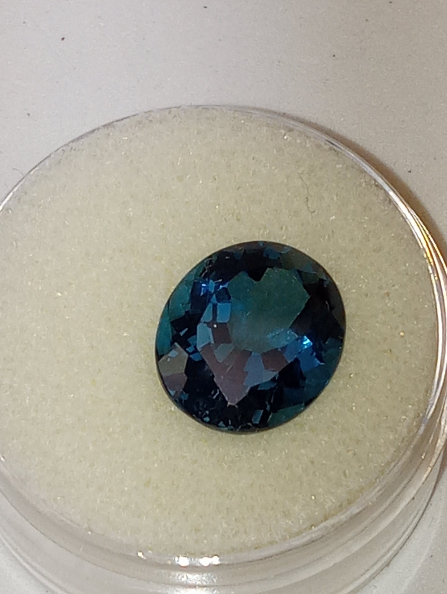 topaz gemstone London blue, 12mmx10mm oval from Sri Lanka