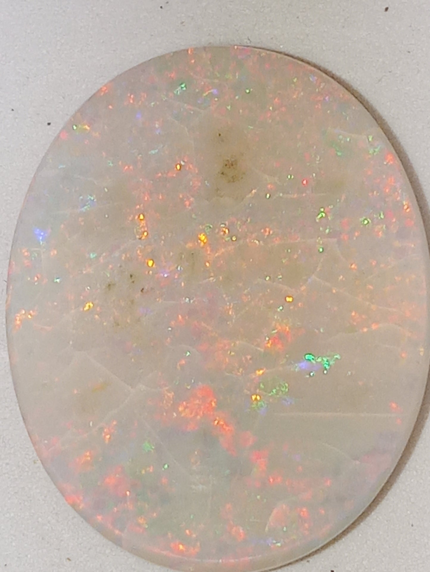 opal gemstone Australian, oval shape 20.92cts