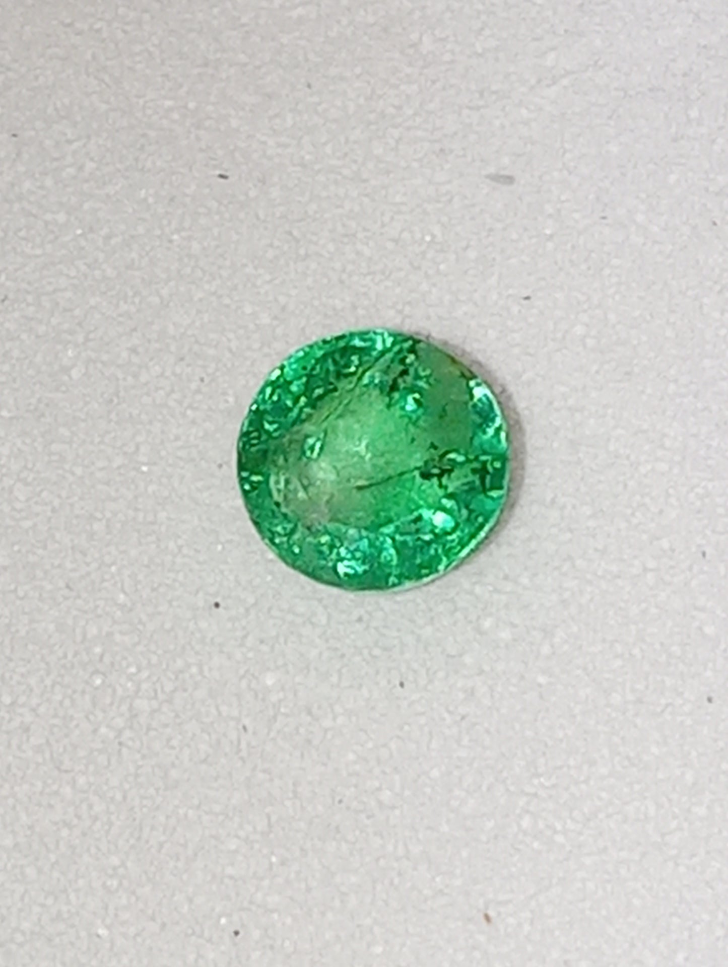 emerald gemstone African 4mm round cut