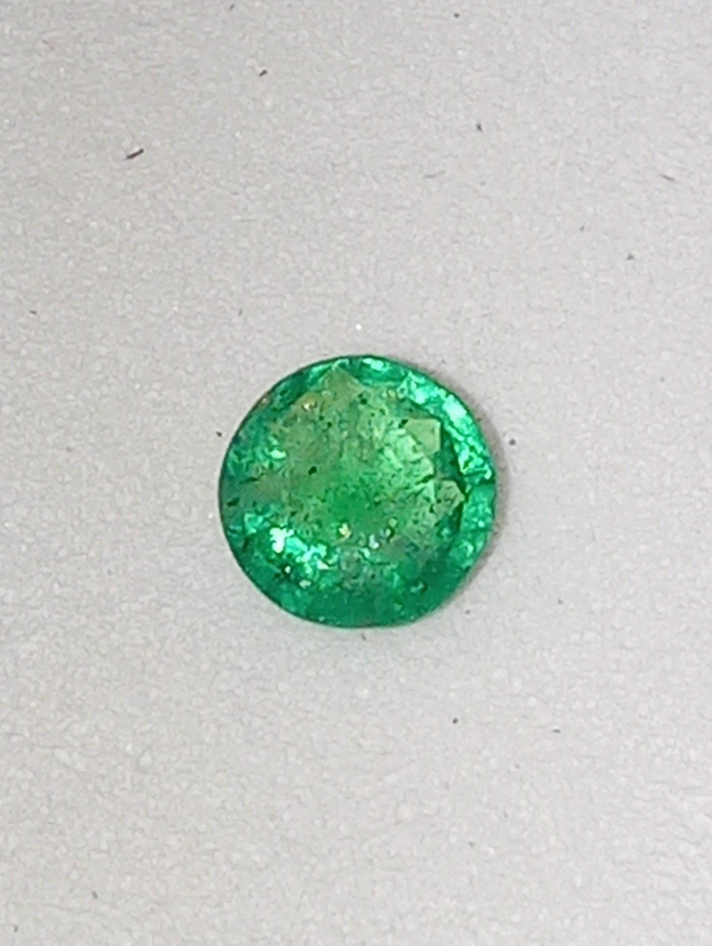 emerald gemstone African ,round cut, 4.6mm, .27ct