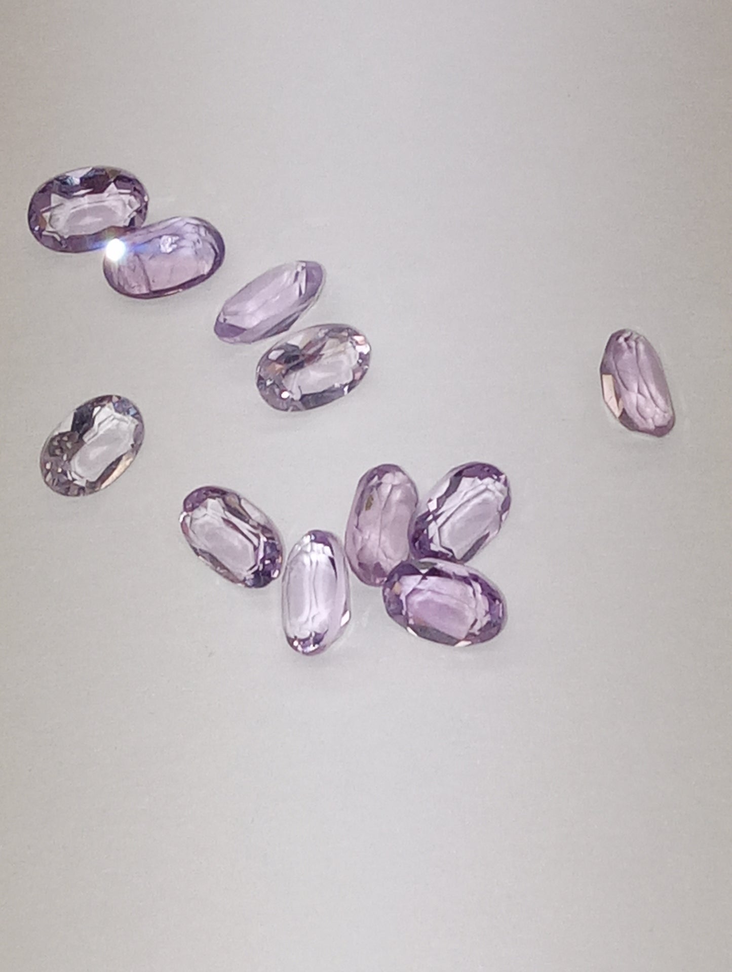 amethyst gemstones light 6mmx4mm oval shape, 12 stones