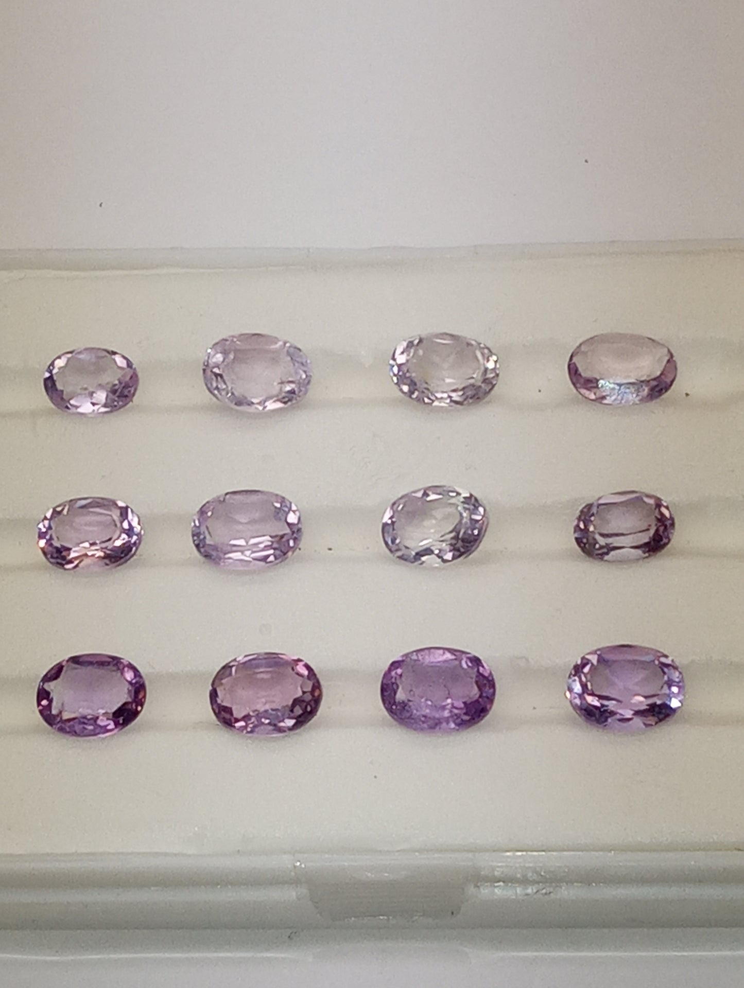 amethyst gemstones oval shape , 9mmx7mm, 12 stones
