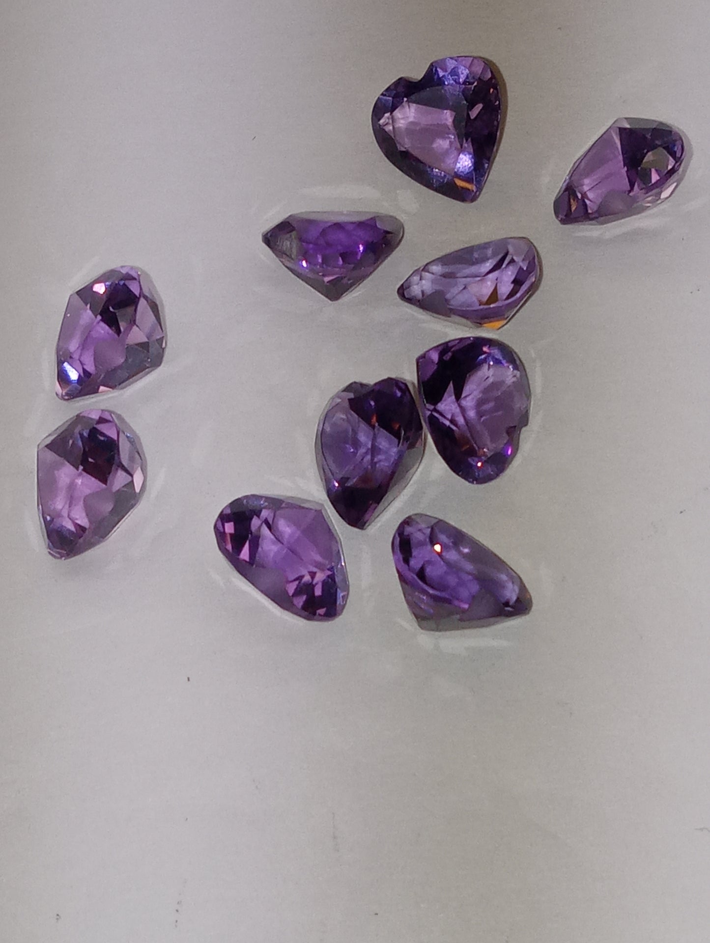 amethyst gemstones heart shapes, 10 stones medium nice color