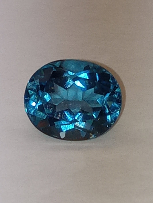 topaz gemstone London blue 12mmx10mm oval cut , Sri Lanka