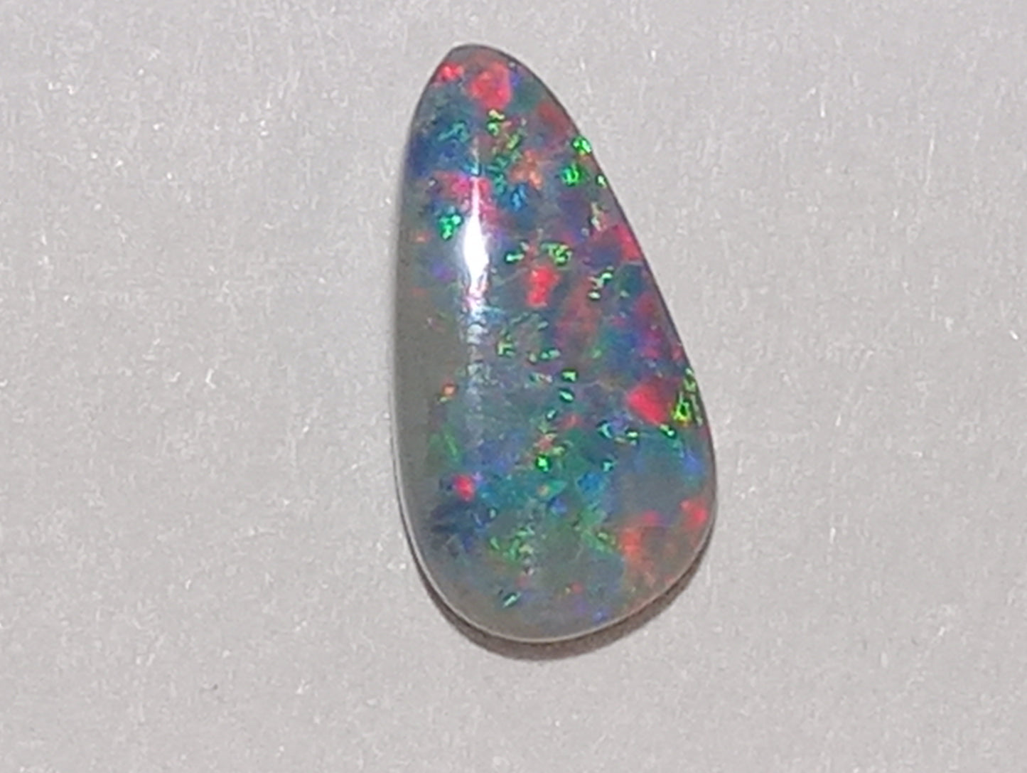 opal gemstone Lightning Ridge black .70ct , 8.5mmx5mm