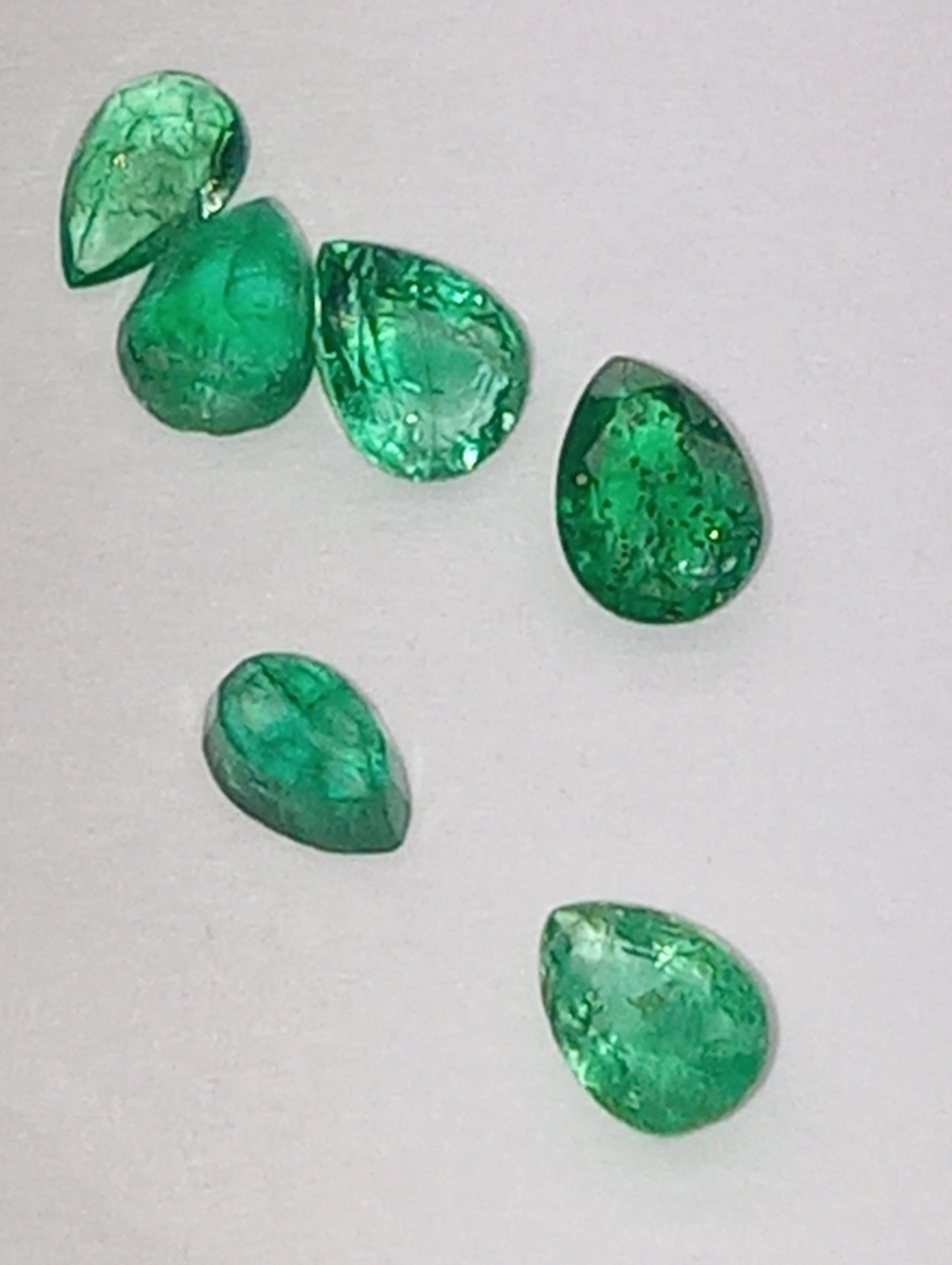 emerald gemstones Brazilian pear shapes  apx.4mmx3mm, 6 stones