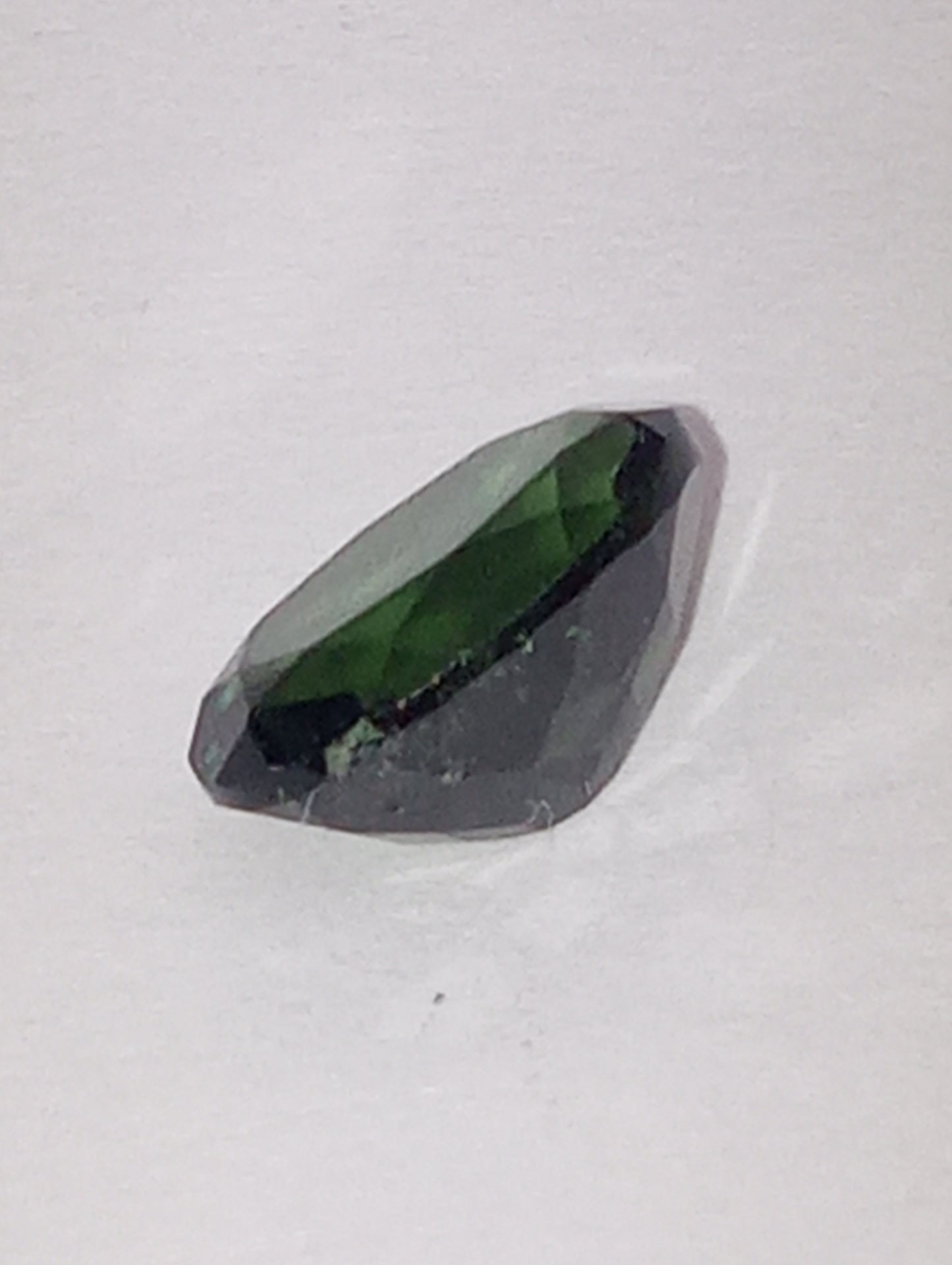 tourmaline gemstone green, 8mmx6mm oval cut, 1.36ct